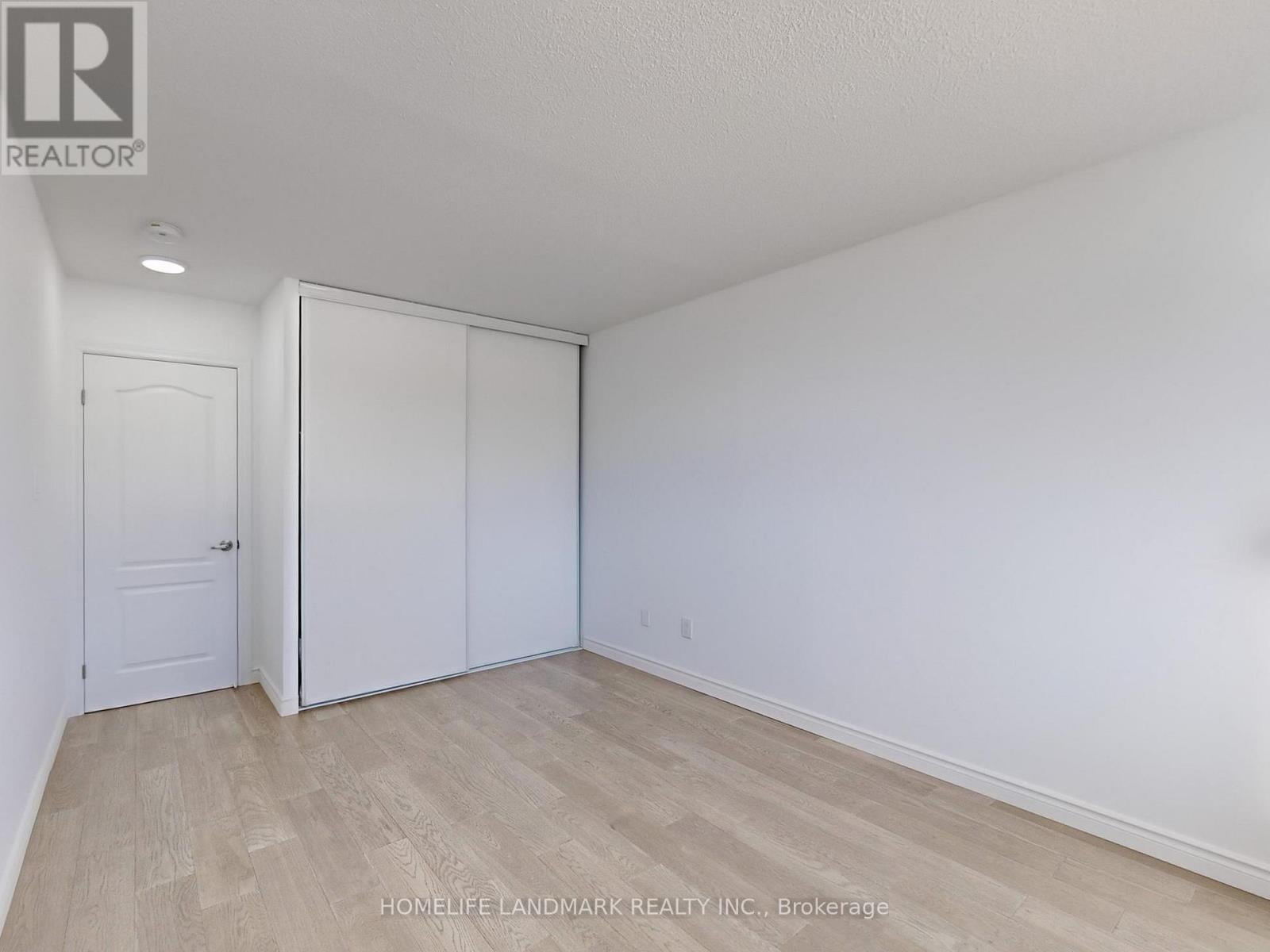 102 - 326 Major Mackenzie Drive E, Richmond Hill (Crosby), Ontario  L4C 8T4 - Photo 10 - N12019174