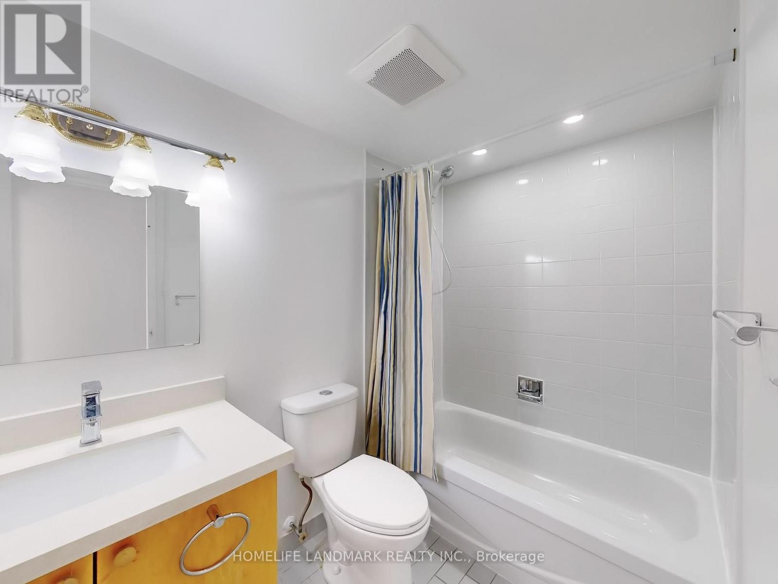 102 - 326 Major Mackenzie Drive E, Richmond Hill (Crosby), Ontario  L4C 8T4 - Photo 18 - N12019174