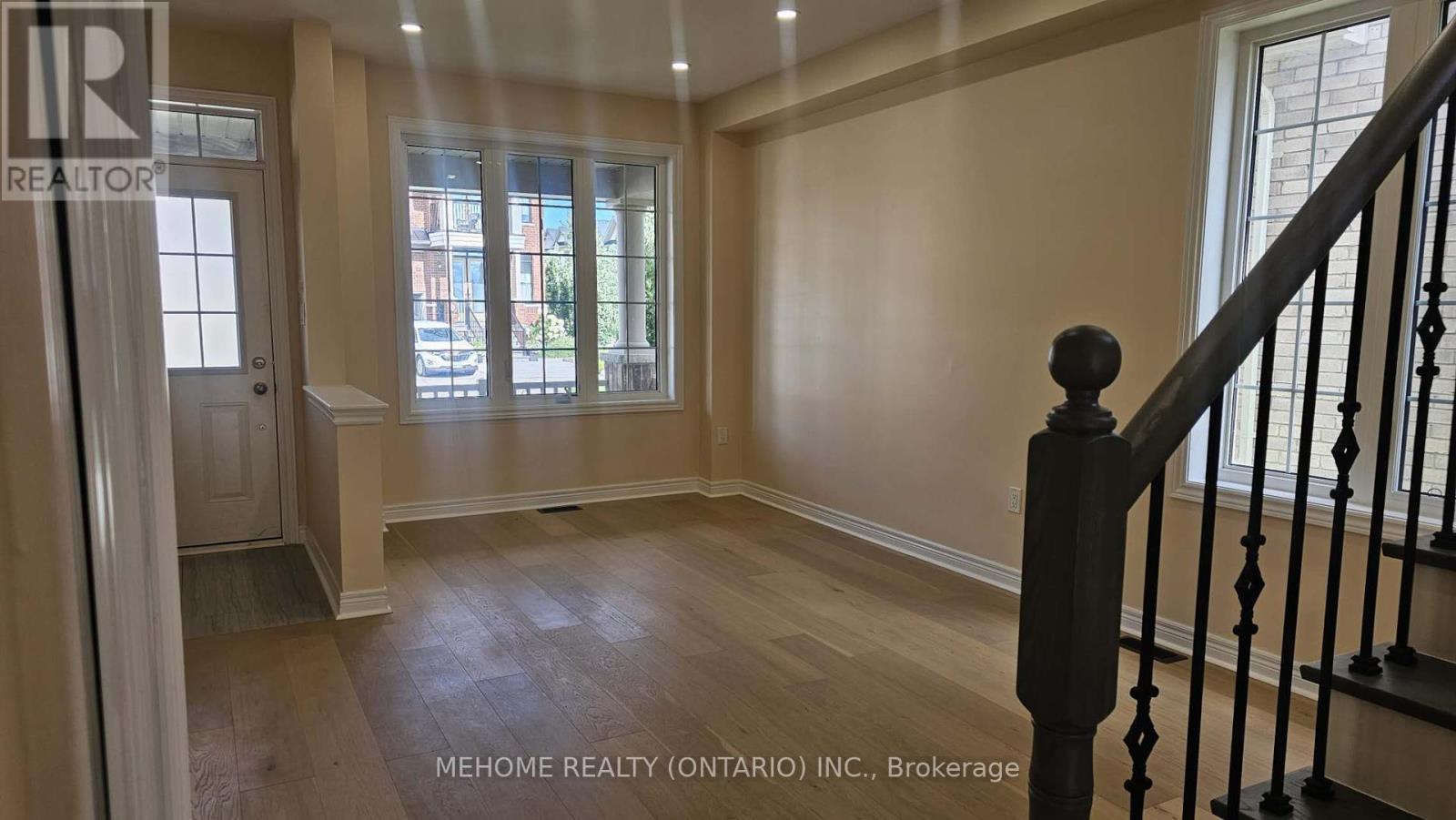 Property at 6 BROWNSBERGER ROAD image 5
