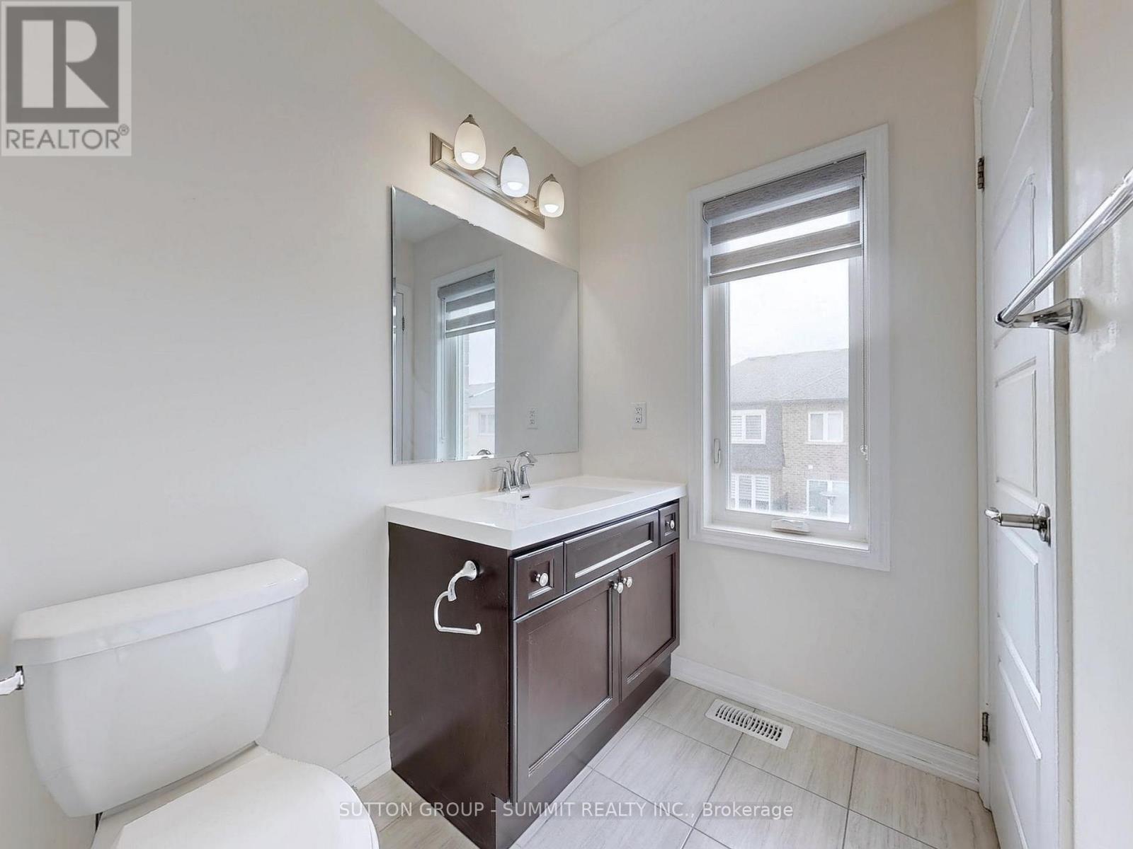 228 Harold Dent Trail, Oakville, Ontario  L6M 1S2 - Photo 25 - W12019216