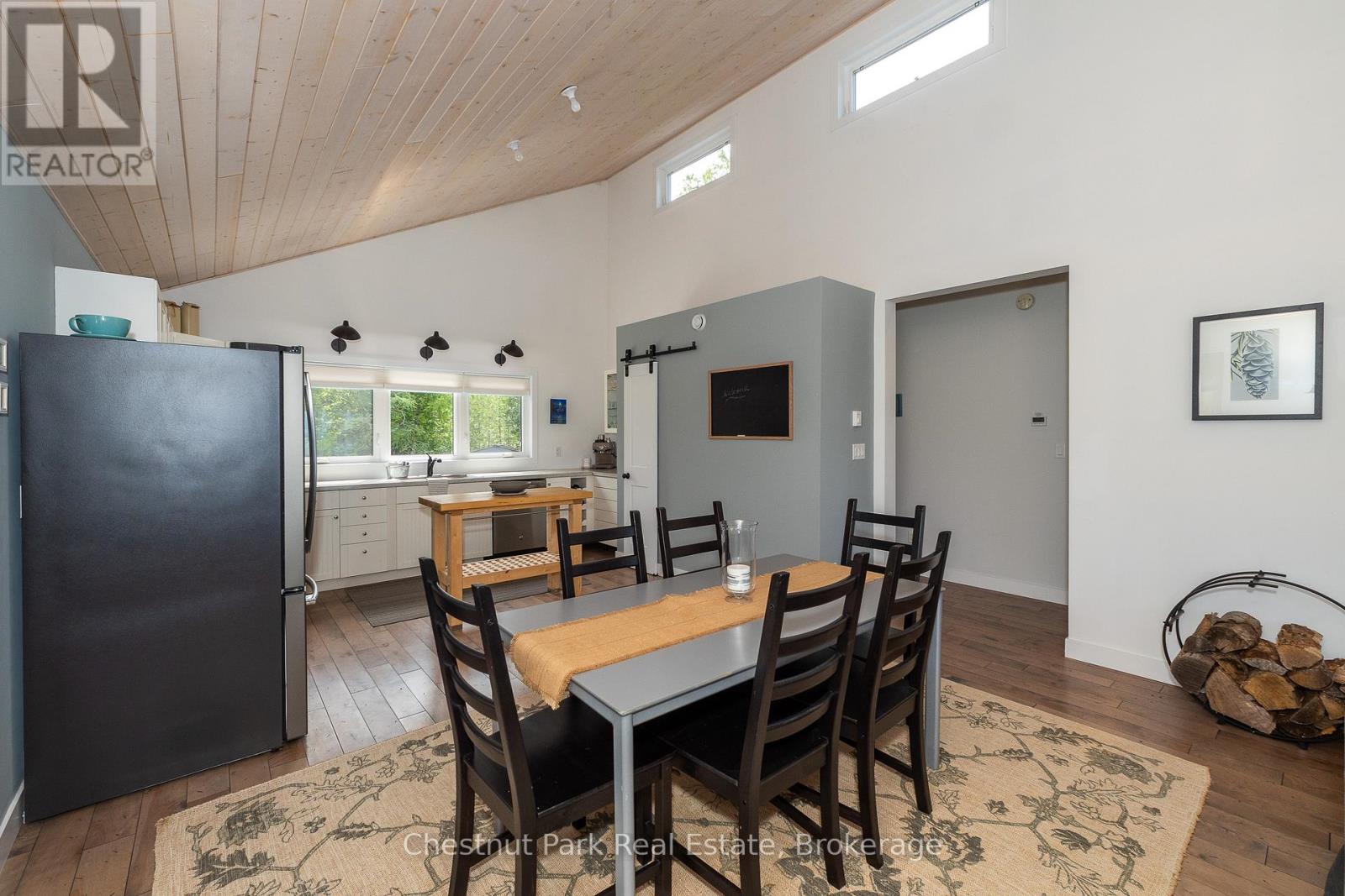 422 Dorcas Bay Road, Northern Bruce Peninsula, Ontario  N0H 2R0 - Photo 13 - X12018924