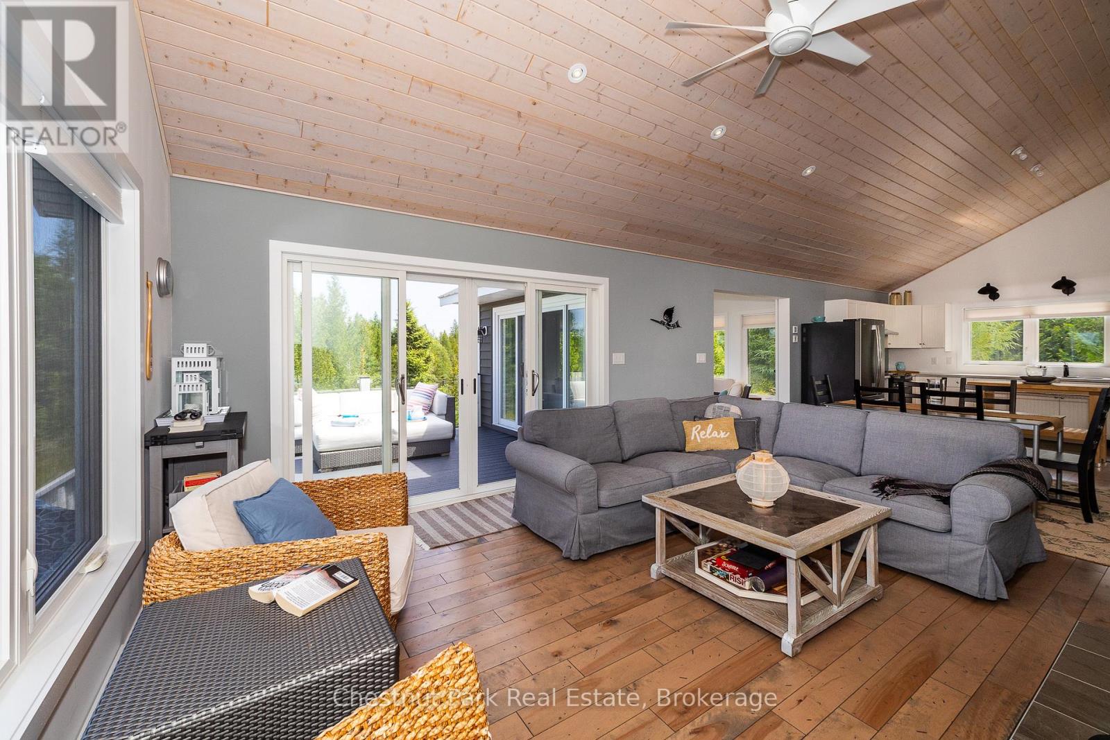422 Dorcas Bay Road, Northern Bruce Peninsula, Ontario  N0H 2R0 - Photo 18 - X12018924