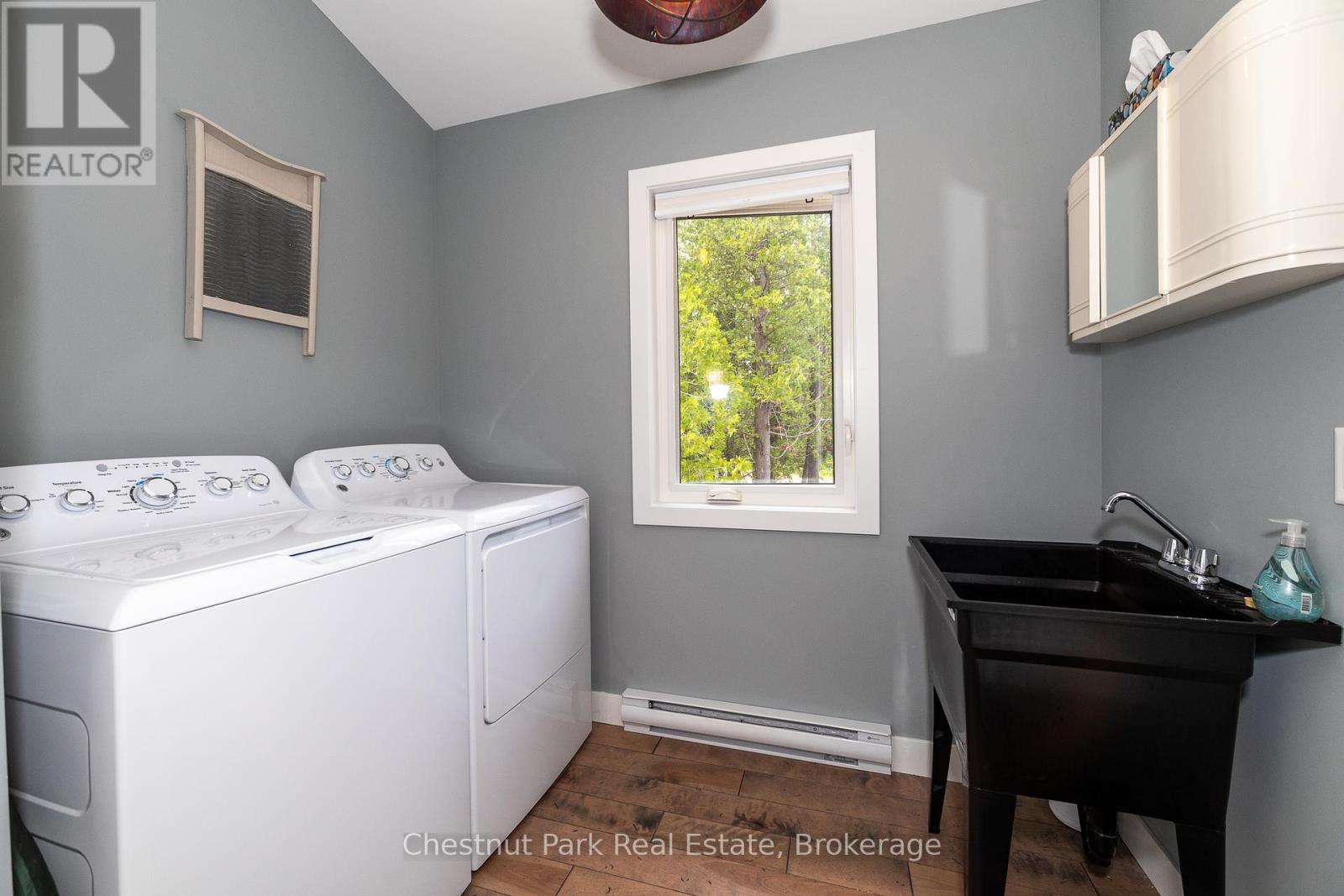 422 Dorcas Bay Road, Northern Bruce Peninsula, Ontario  N0H 2R0 - Photo 25 - X12018924