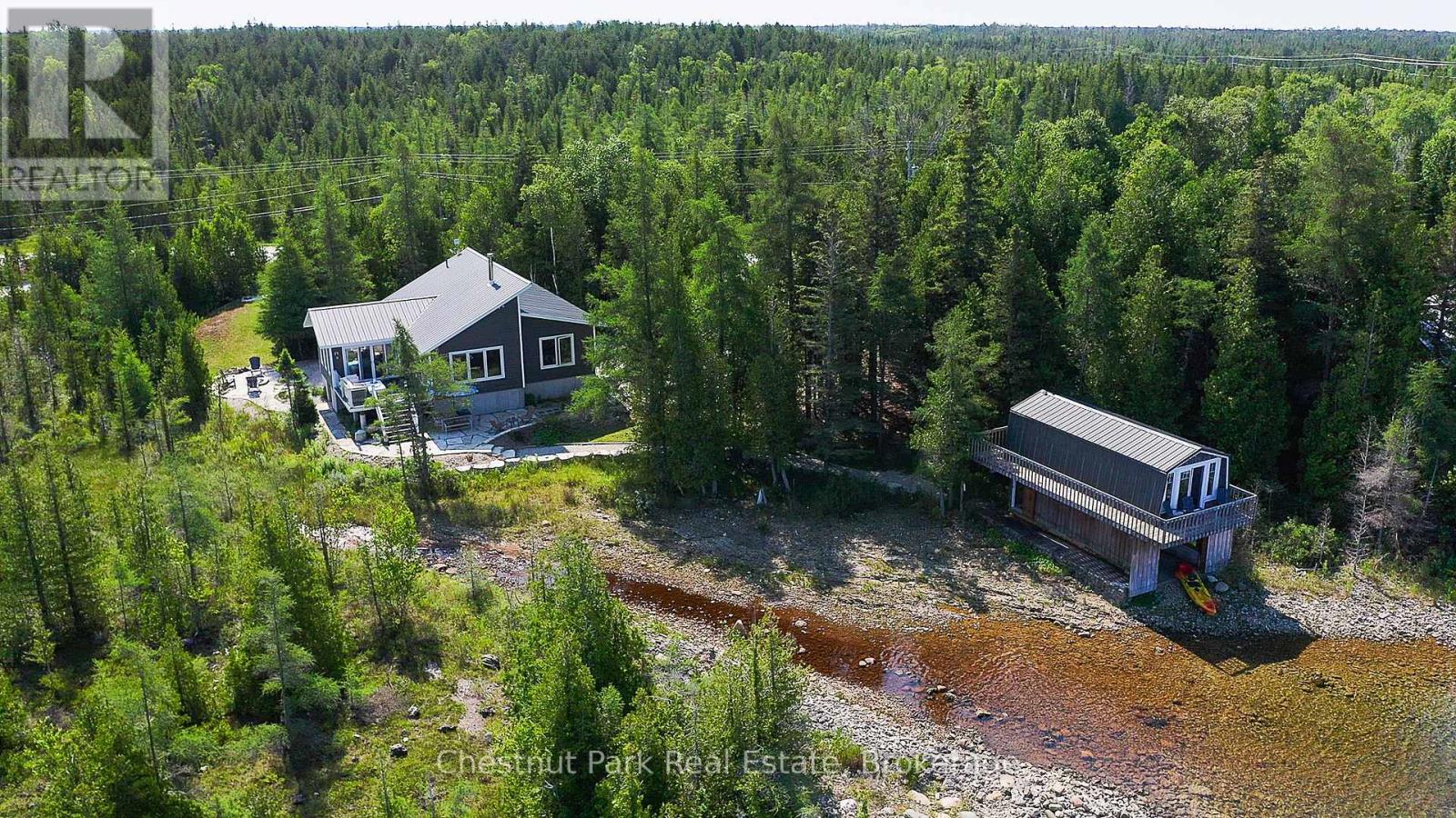 422 Dorcas Bay Road, Northern Bruce Peninsula, Ontario  N0H 2R0 - Photo 41 - X12018924
