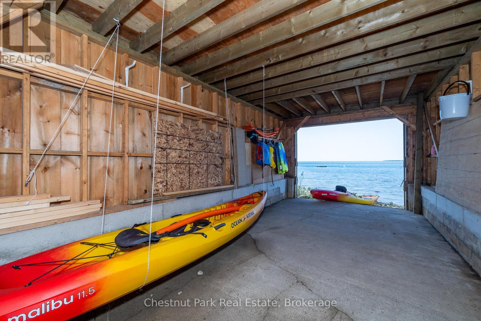 422 Dorcas Bay Road, Northern Bruce Peninsula, Ontario  N0H 2R0 - Photo 44 - X12018924