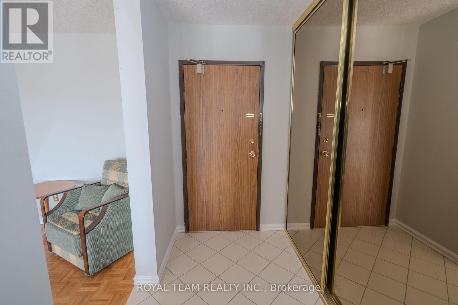 Property at 706 - 50 BAIF BOULEVARD image 5