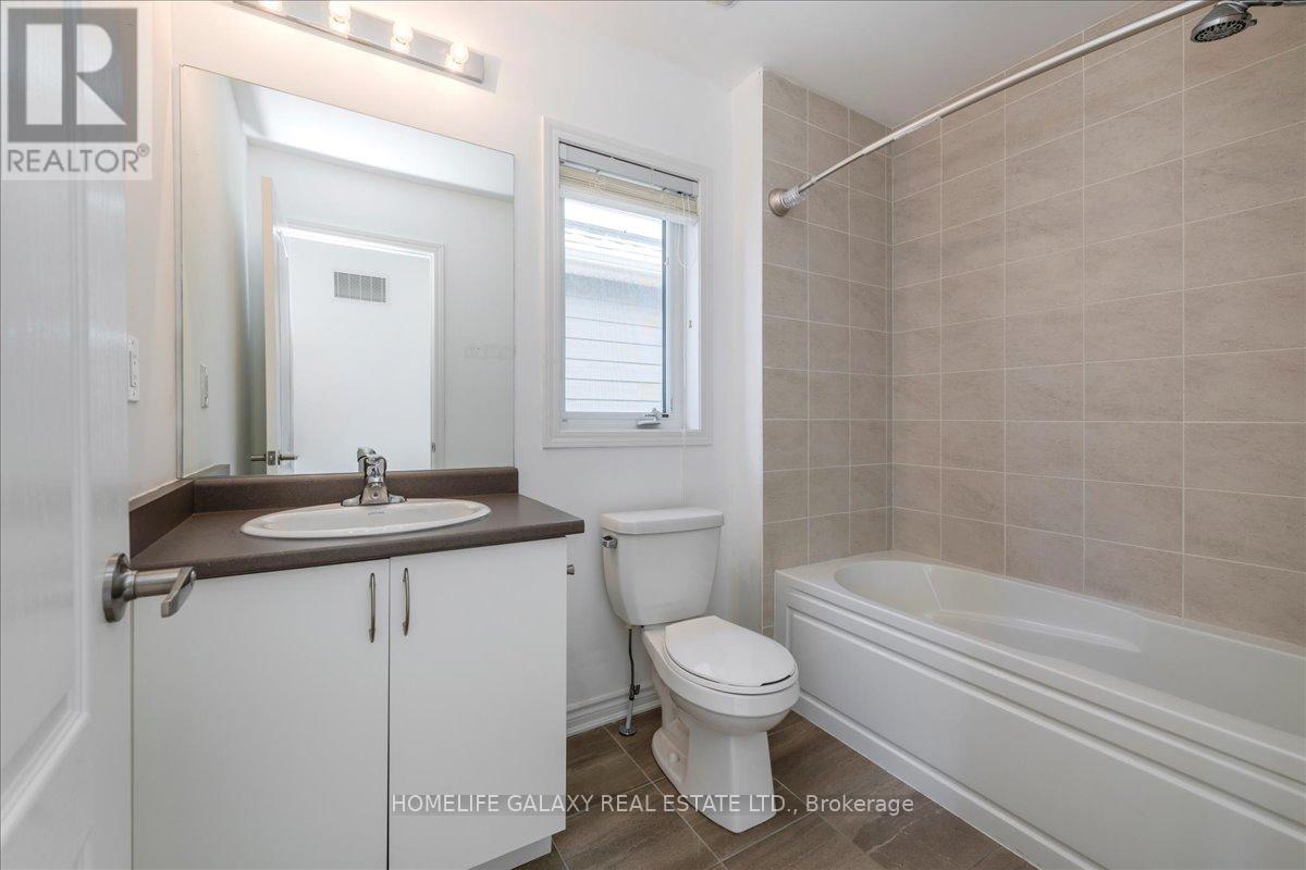 13 Hills Thistle Drive, Wasaga Beach, Ontario  L9Z 0J2 - Photo 21 - S11962210