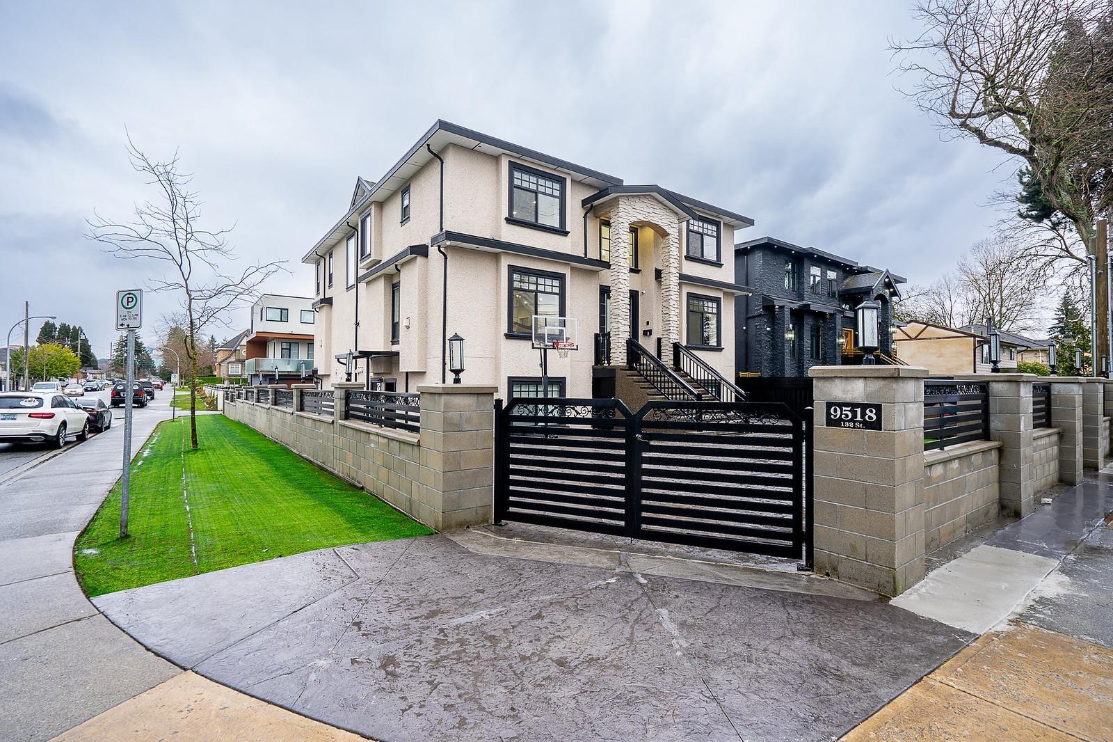 9518 132 Street, Surrey, British Columbia  V3V 5R3 - Photo 2 - R2977637