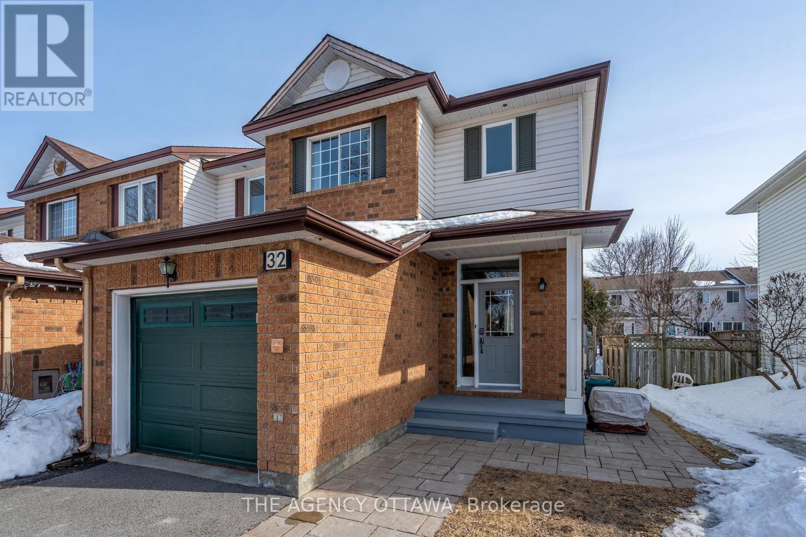 32 Bridgestone Drive, Ottawa, Ontario  K2M 2N9 - Photo 2 - X12019382