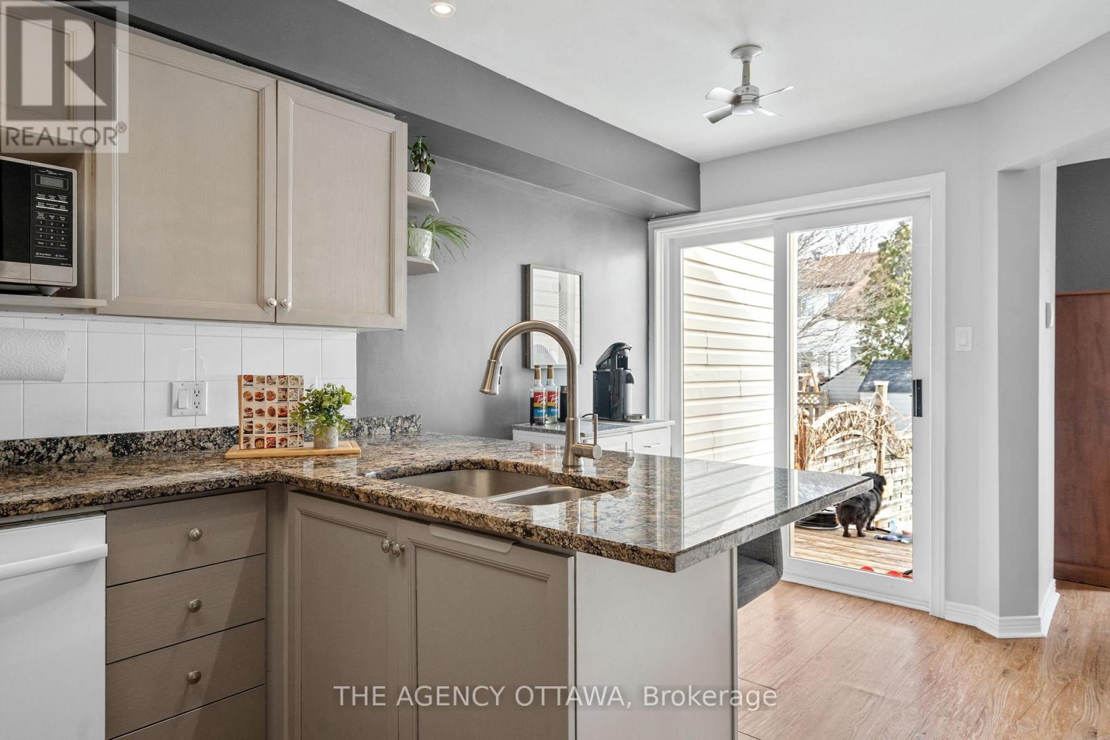 32 Bridgestone Drive, Ottawa, Ontario  K2M 2N9 - Photo 20 - X12019382