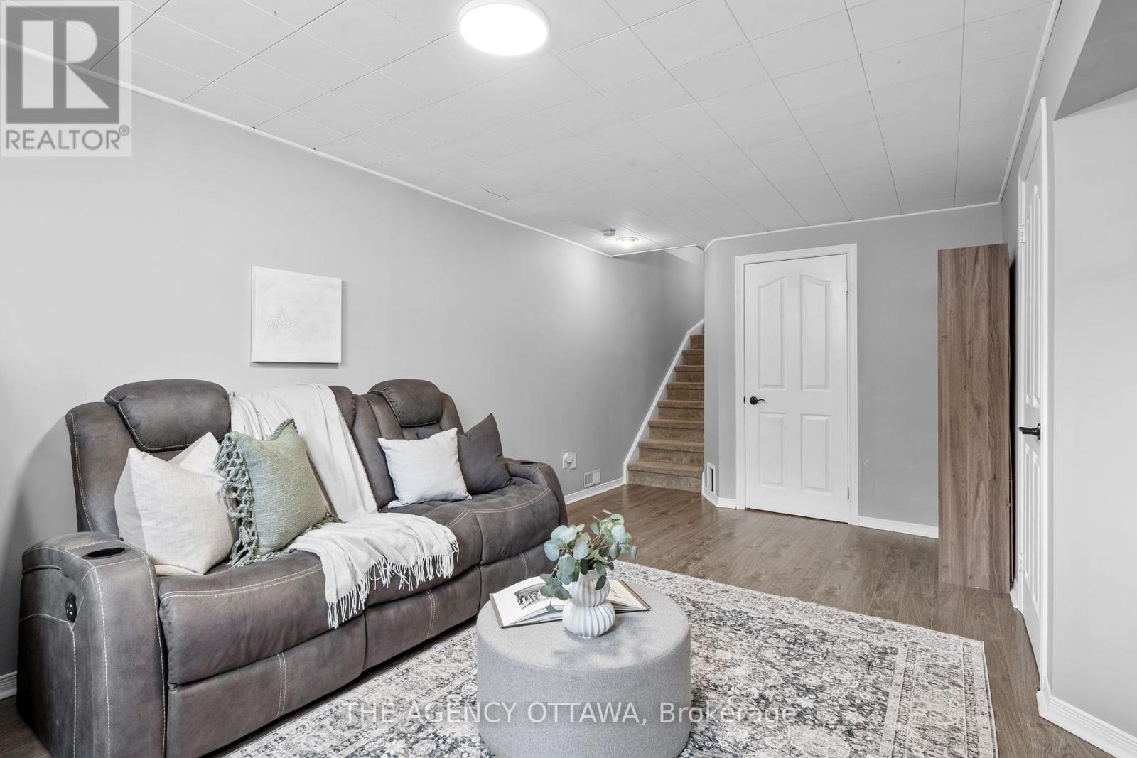 32 Bridgestone Drive, Ottawa, Ontario  K2M 2N9 - Photo 35 - X12019382