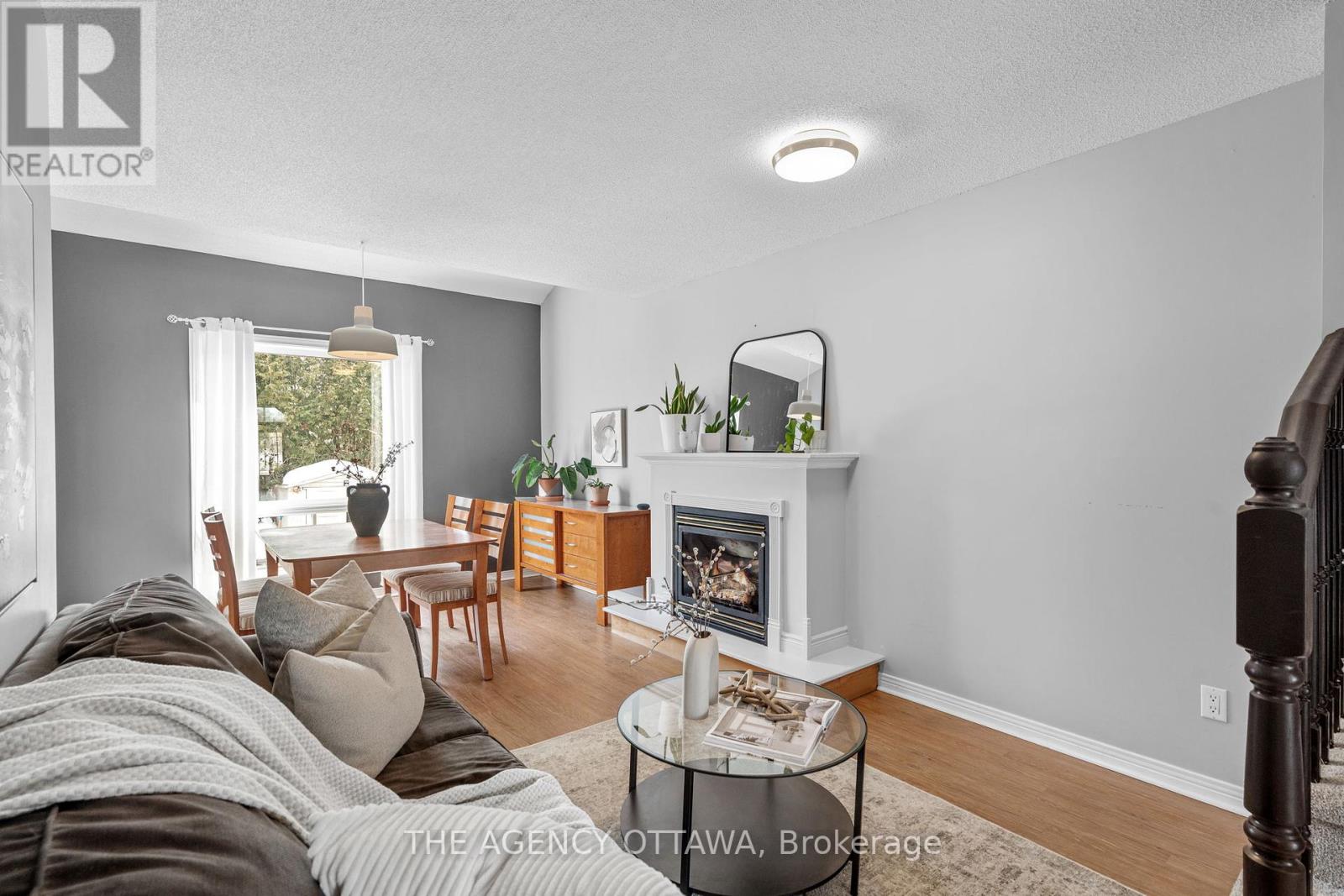 32 Bridgestone Drive, Ottawa, Ontario  K2M 2N9 - Photo 7 - X12019382