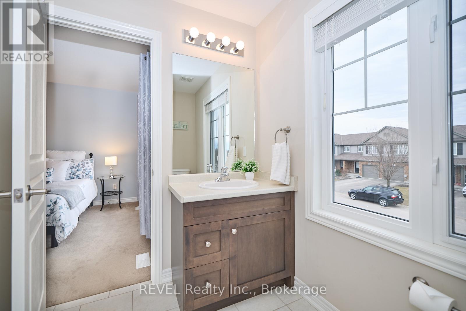 91 Roselawn Crescent, Welland, Ontario  L3C 0C5 - Photo 26 - X12019395
