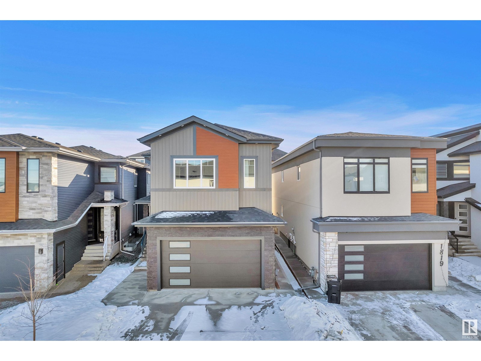 Property at 1815 17 AV NW image 1