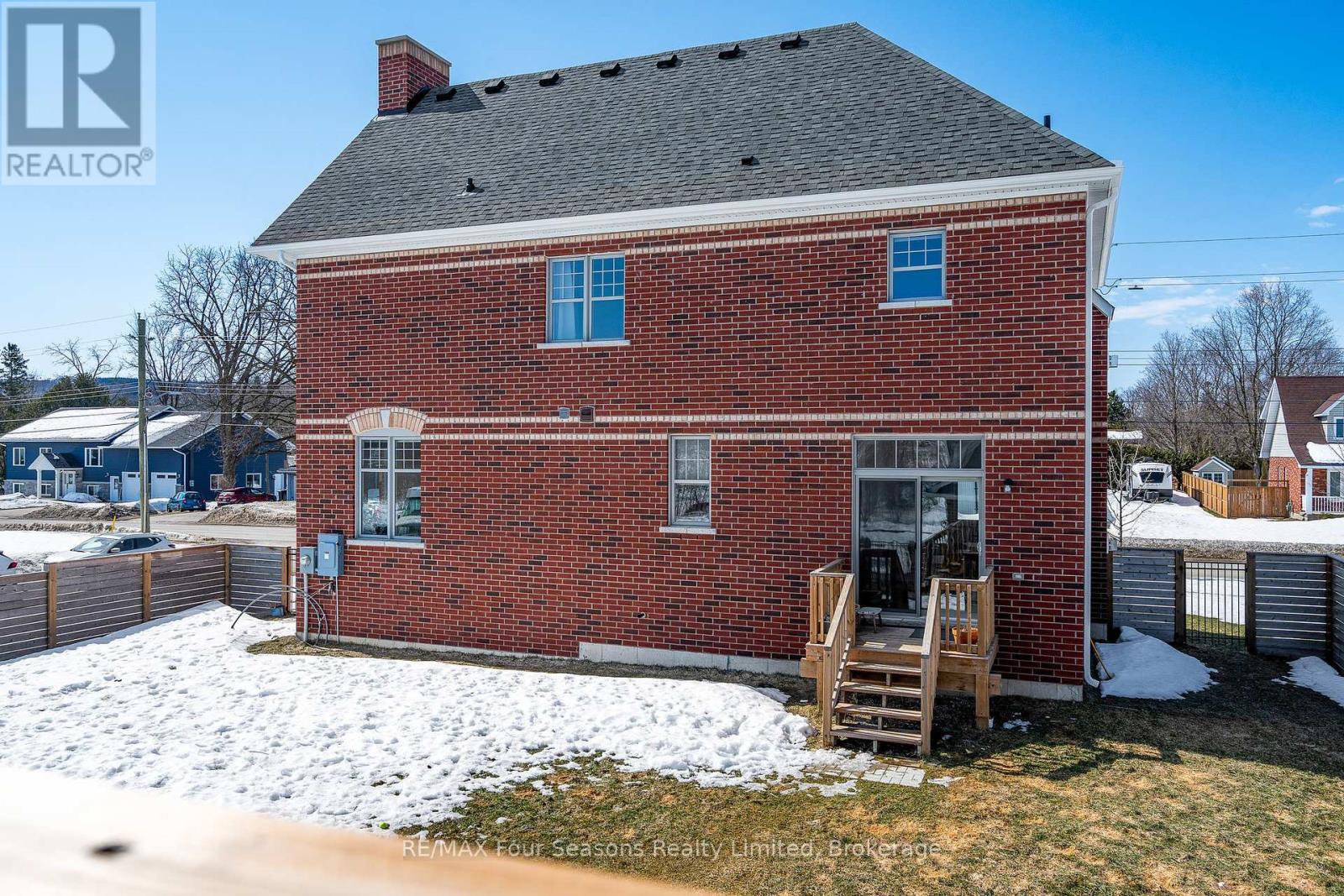 46 Francis Street E, Clearview, Ontario  L0M 1G0 - Photo 34 - S12019324