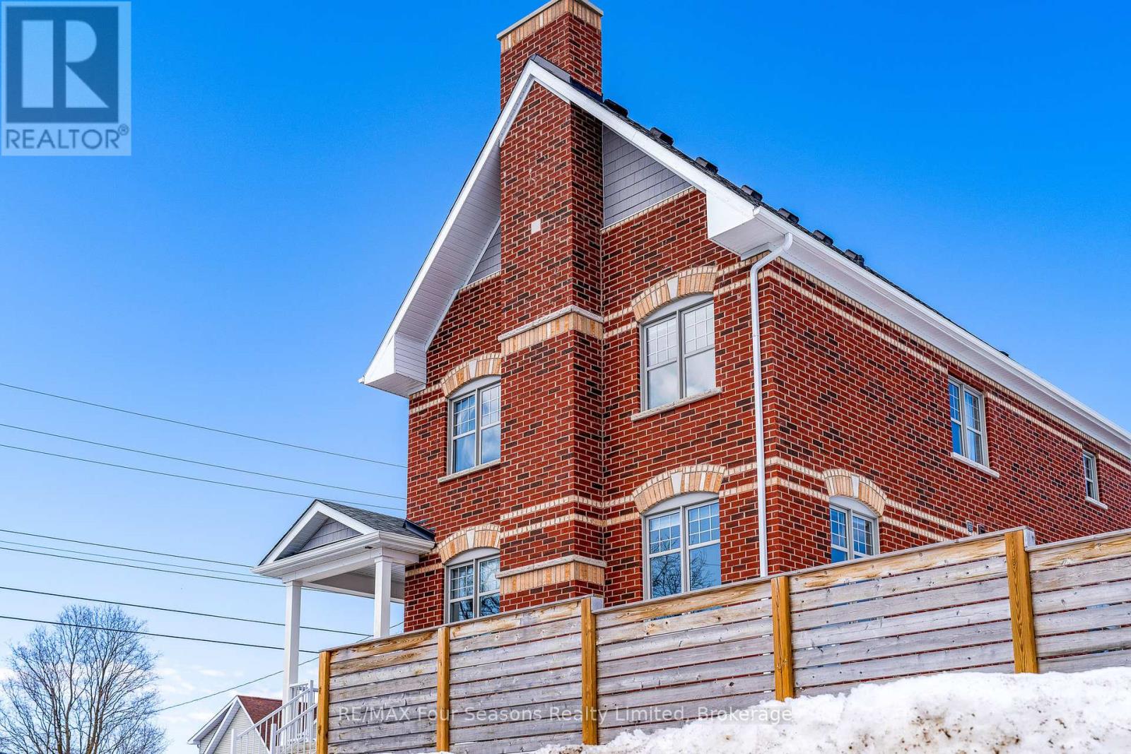 46 Francis Street E, Clearview, Ontario  L0M 1G0 - Photo 36 - S12019324