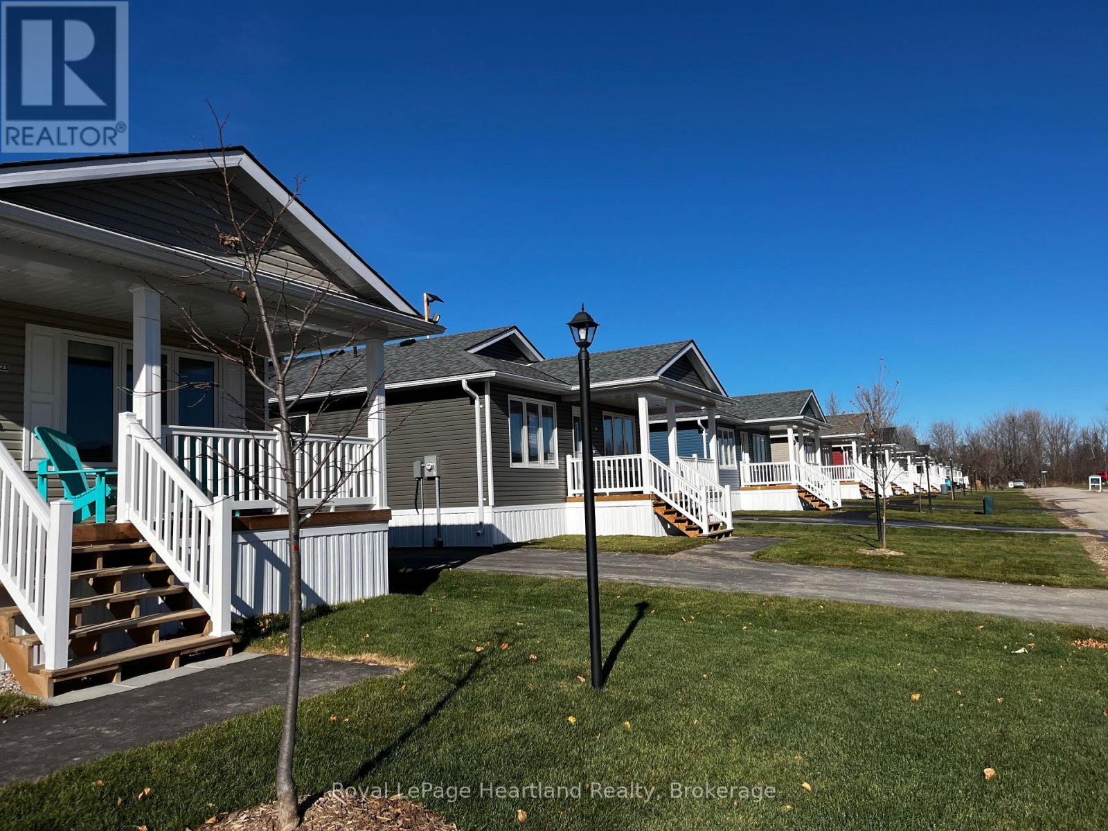 13 Bluffs View Boulevard, Ashfield-Colborne-Wawanosh, Ontario  N7A 0C1 - Photo 17 - X12019360