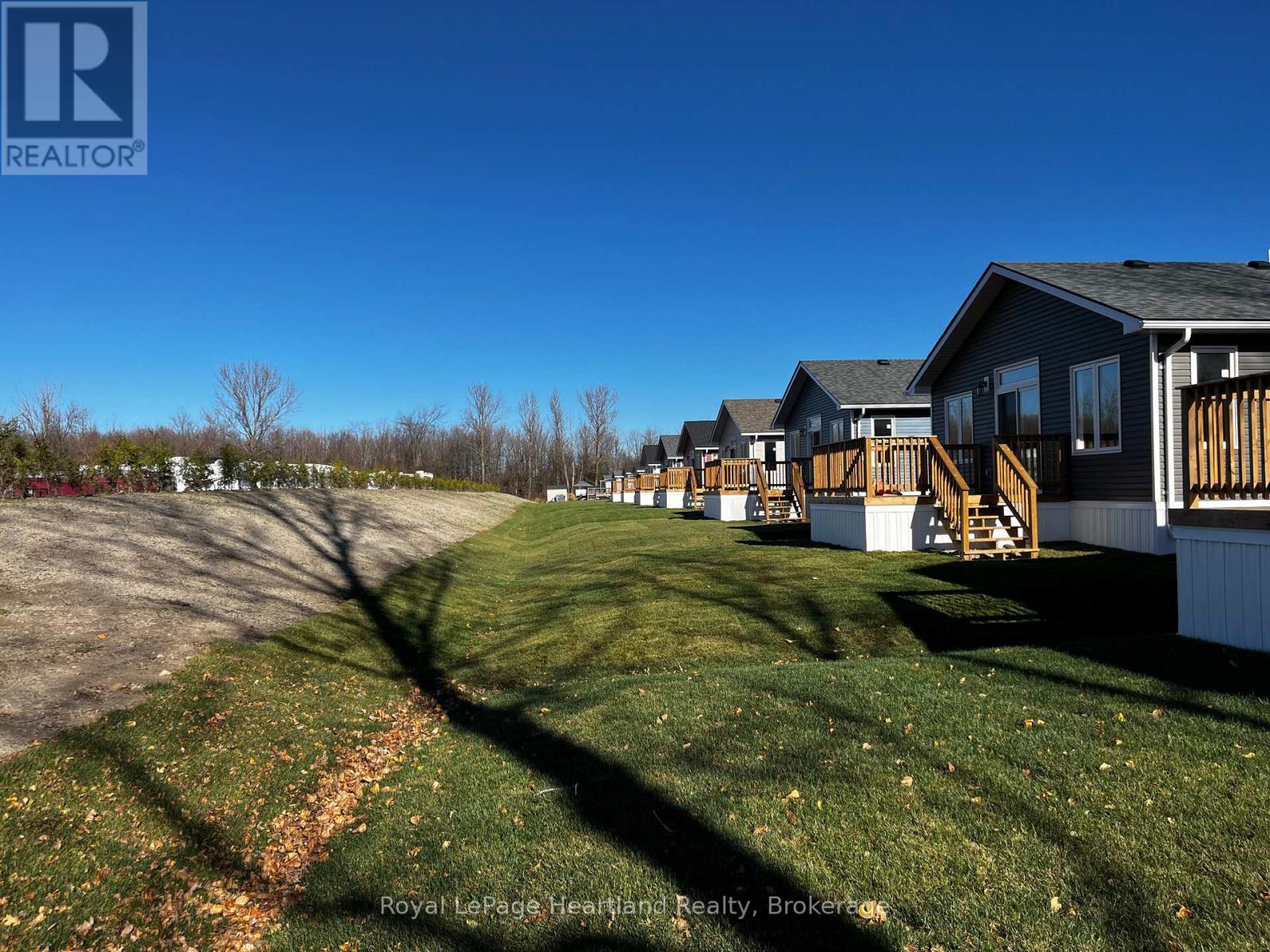 13 Bluffs View Boulevard, Ashfield-Colborne-Wawanosh, Ontario  N7A 0C1 - Photo 18 - X12019360