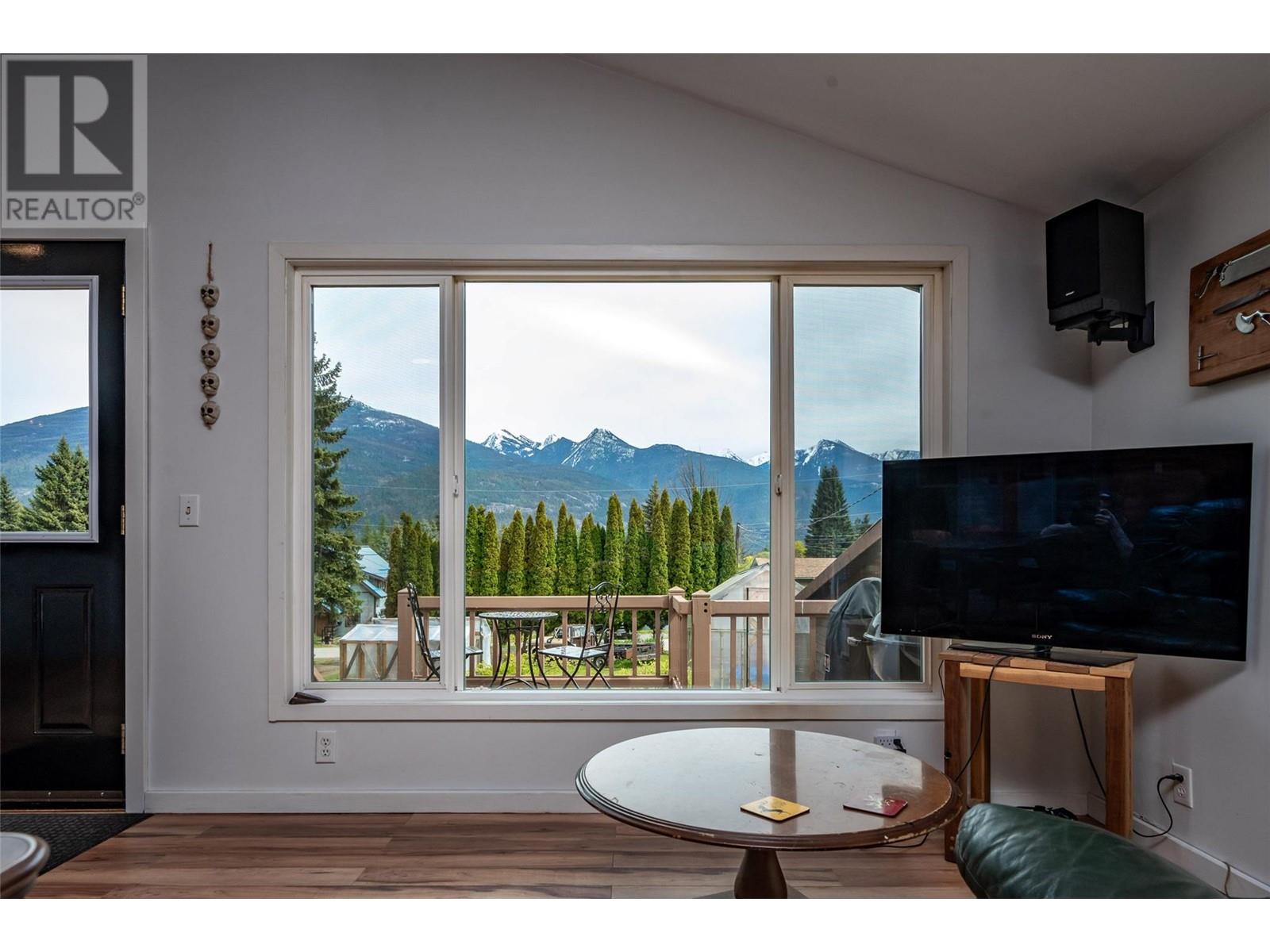 127 8th North Street, Kaslo, British Columbia  V0G 1M0 - Photo 12 - 10337497
