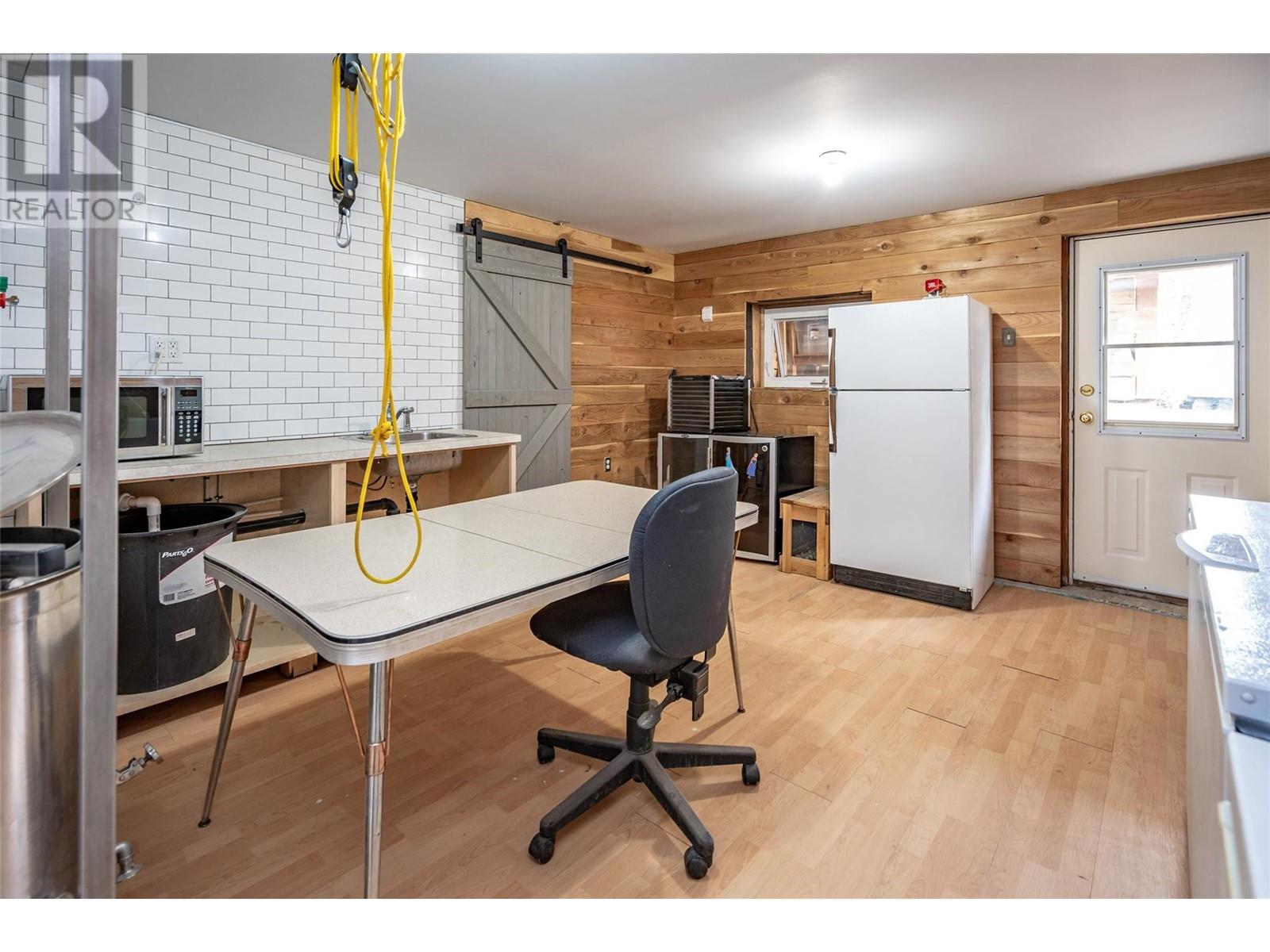 127 8th North Street, Kaslo, British Columbia  V0G 1M0 - Photo 28 - 10337497