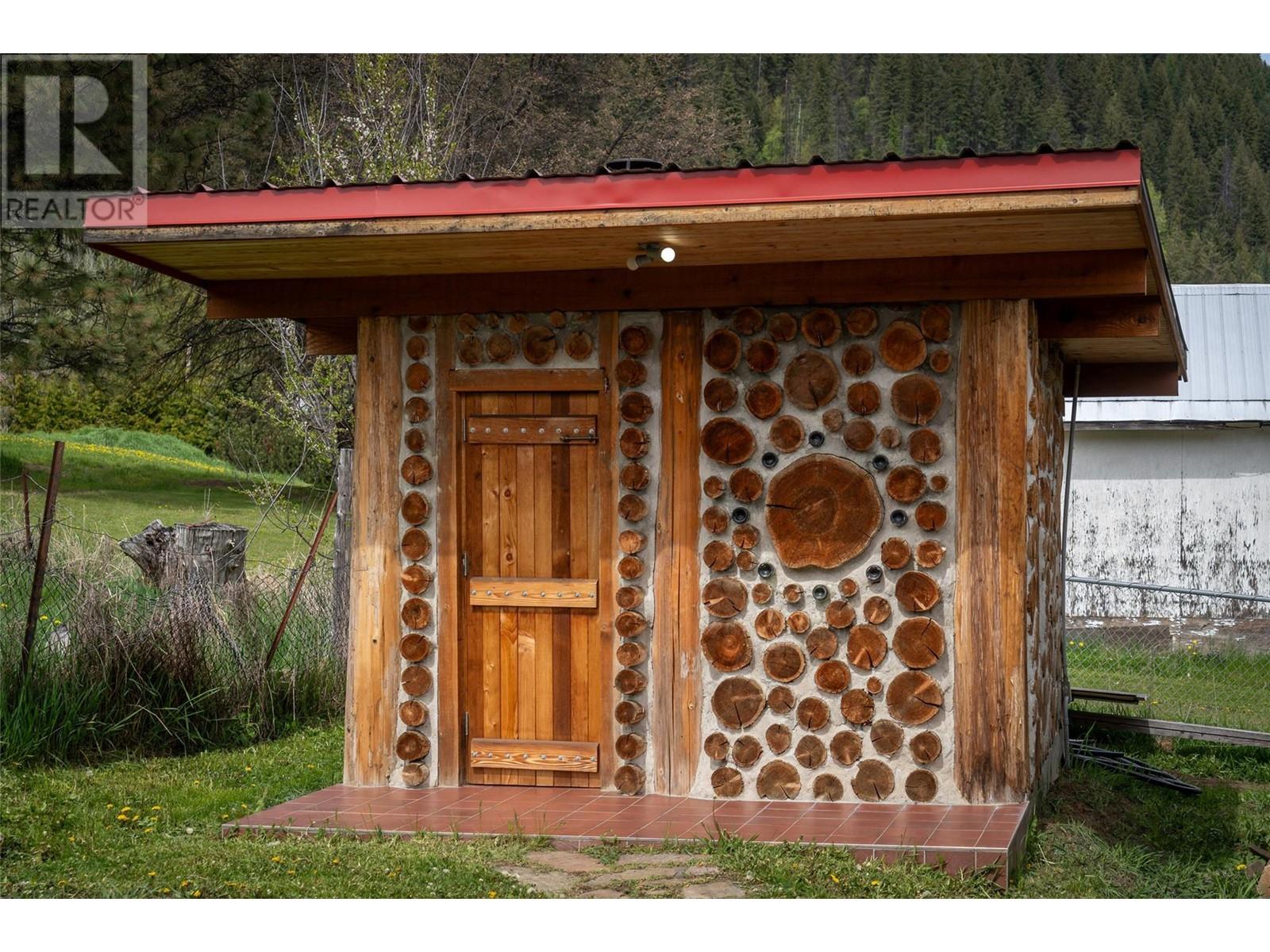 127 8th North Street, Kaslo, British Columbia  V0G 1M0 - Photo 39 - 10337497