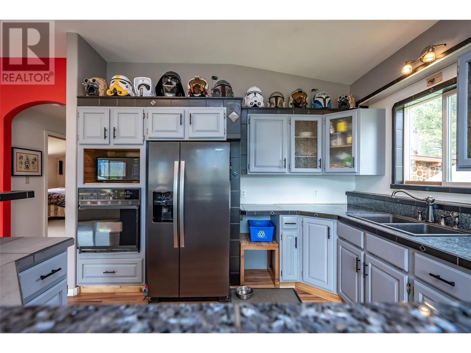 127 8th North Street, Kaslo, British Columbia  V0G 1M0 - Photo 8 - 10337497