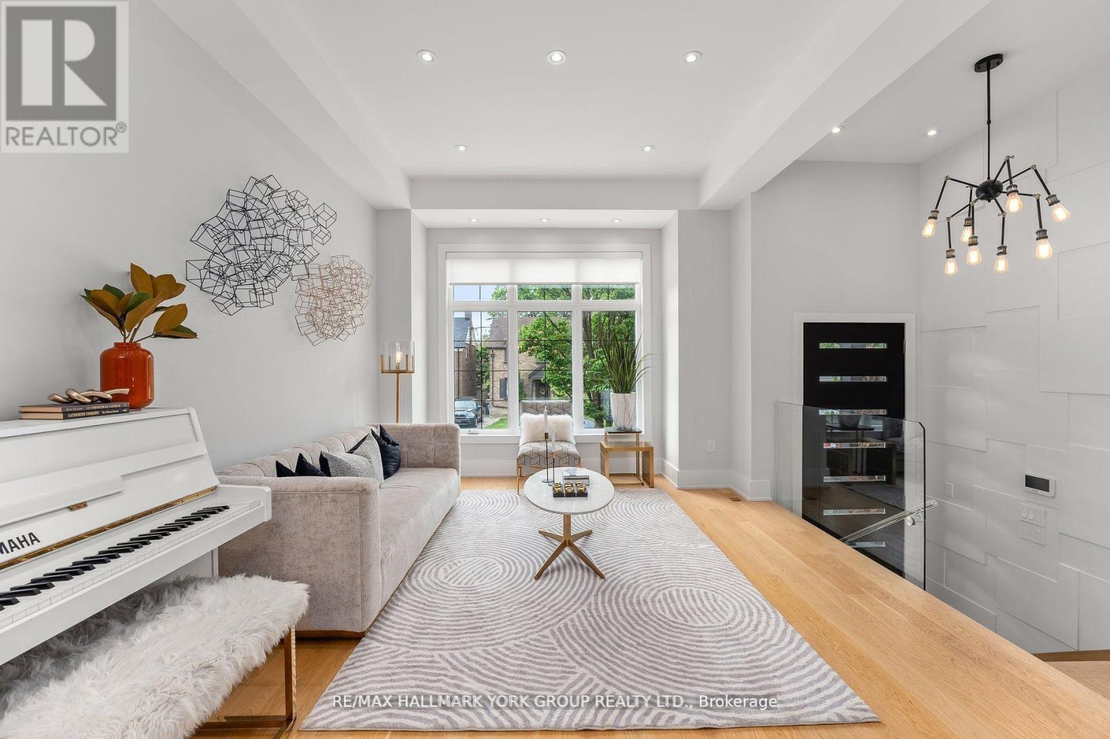 Property at 100 ROE AVENUE image 2