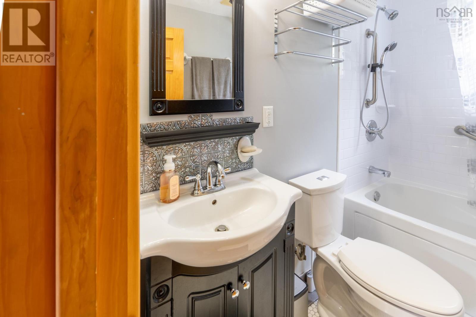 69 Thumb Cap Point Road, Labelle, Nova Scotia  B0T 1E0 - Photo 24 - 202504890