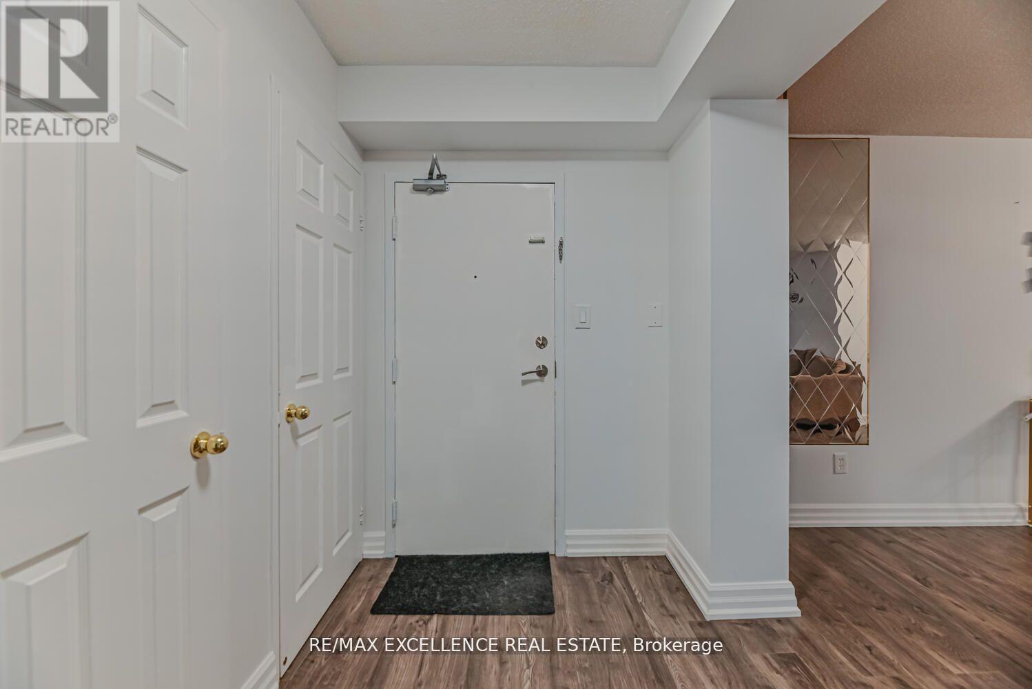 Property at 1002 - 5 LISA STREET image 5