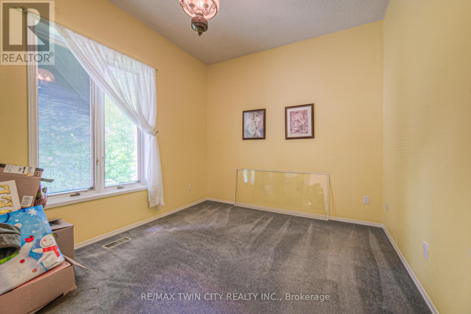 430 River Road E, Cambridge, Ontario  N3C 2B7 - Photo 13 - X12019386