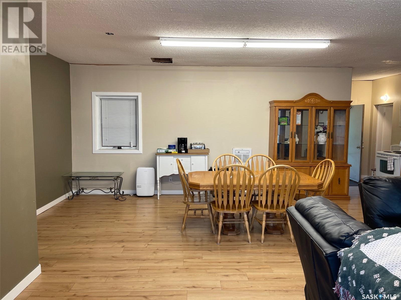 Property at 209 Pine STREET image 2