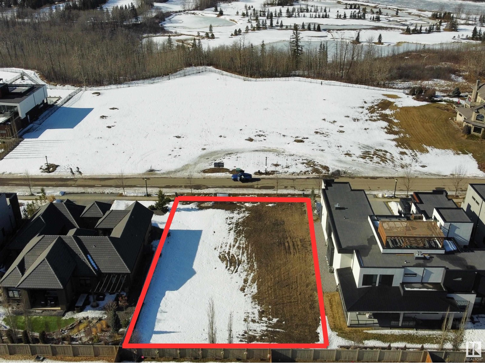 Property at 21 WINDERMERE DR SW image 3