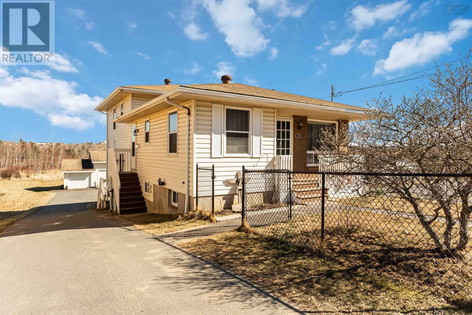 759 Obrien Street, Windsor, Nova Scotia  B0N 2T0 - Photo 4 - 202504897