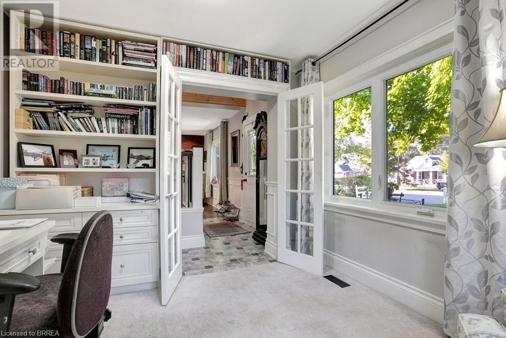 Property at 41 LOCKS Road image 4