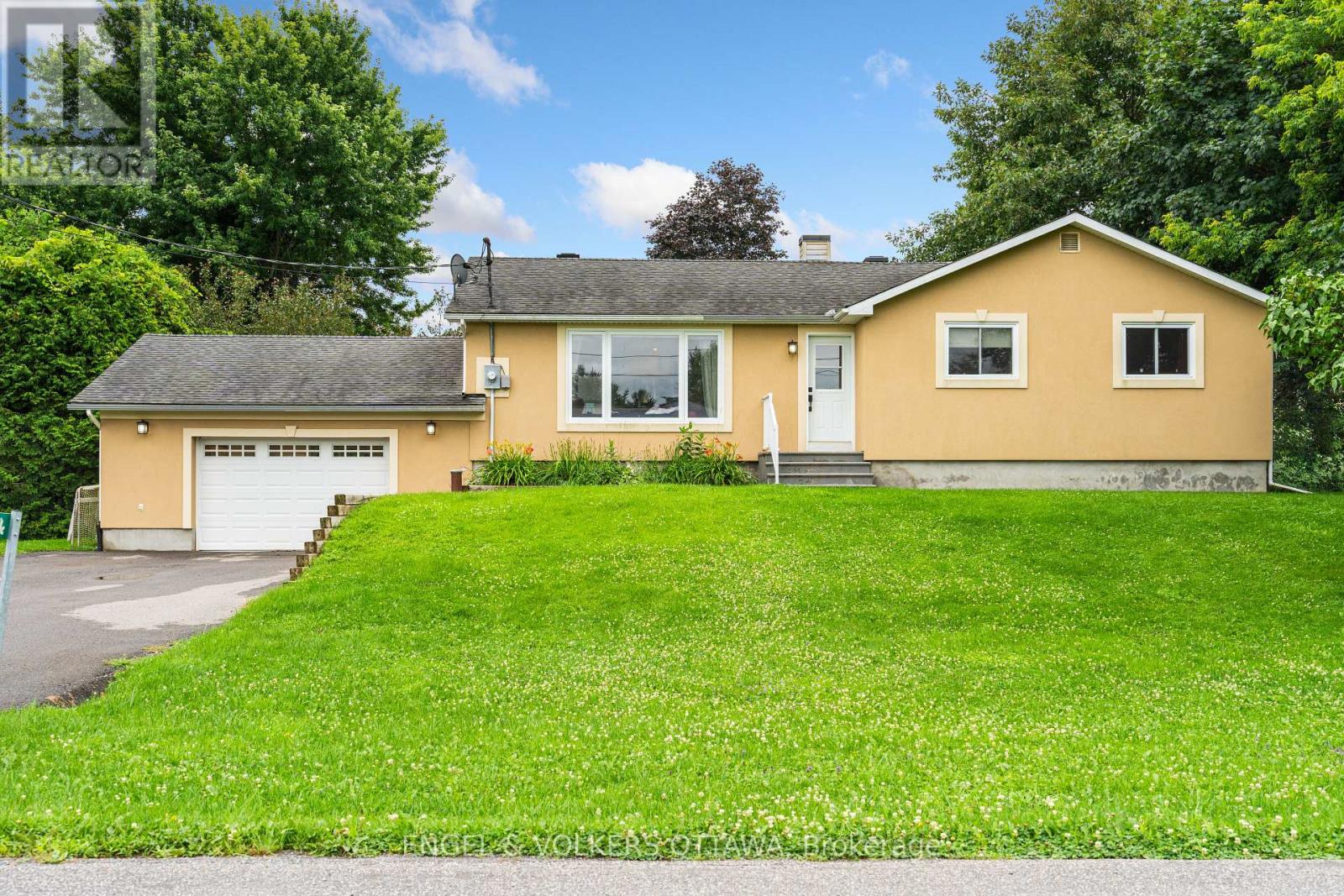 Property at 5 MURPHY COURT image 1