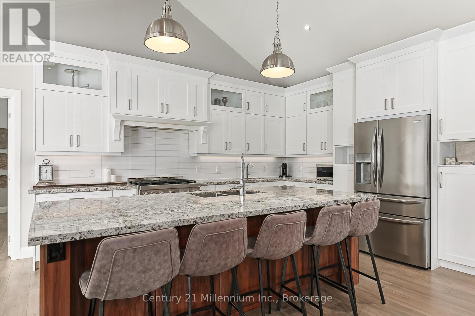 105 Timber Lane, Blue Mountains, Ontario  N0H 2P0 - Photo 10 - X11940648