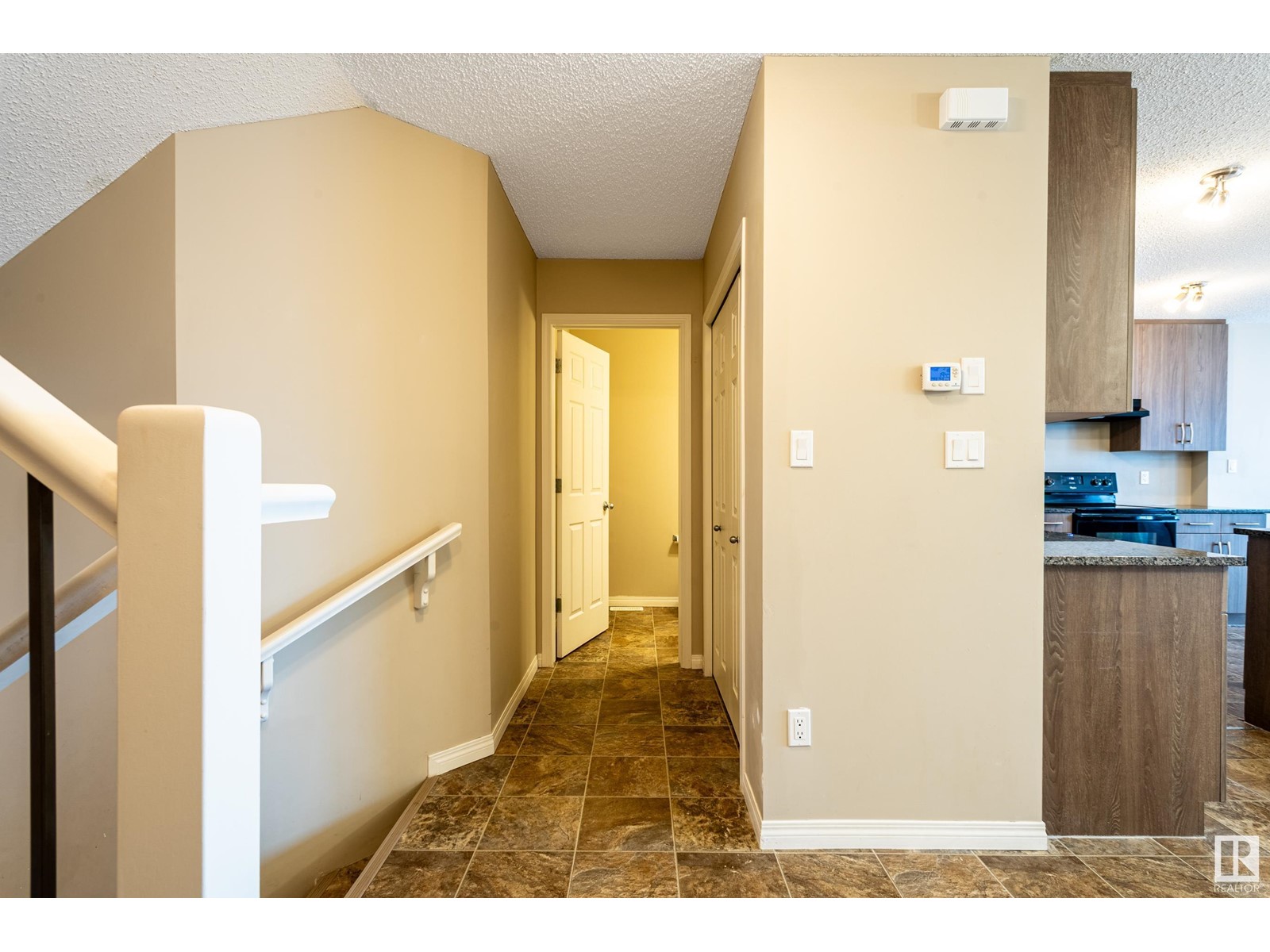 3848 Powell Wd Sw, Edmonton, Alberta  T6W 2W9 - Photo 7 - E4424898