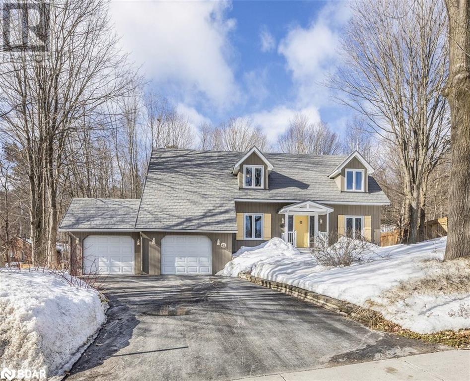 42 BELMONT Crescent, Midhurst, Ontario