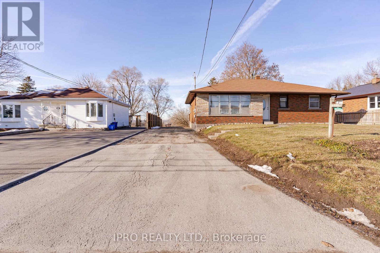 Property at 18200 LESLIE STREET image 5