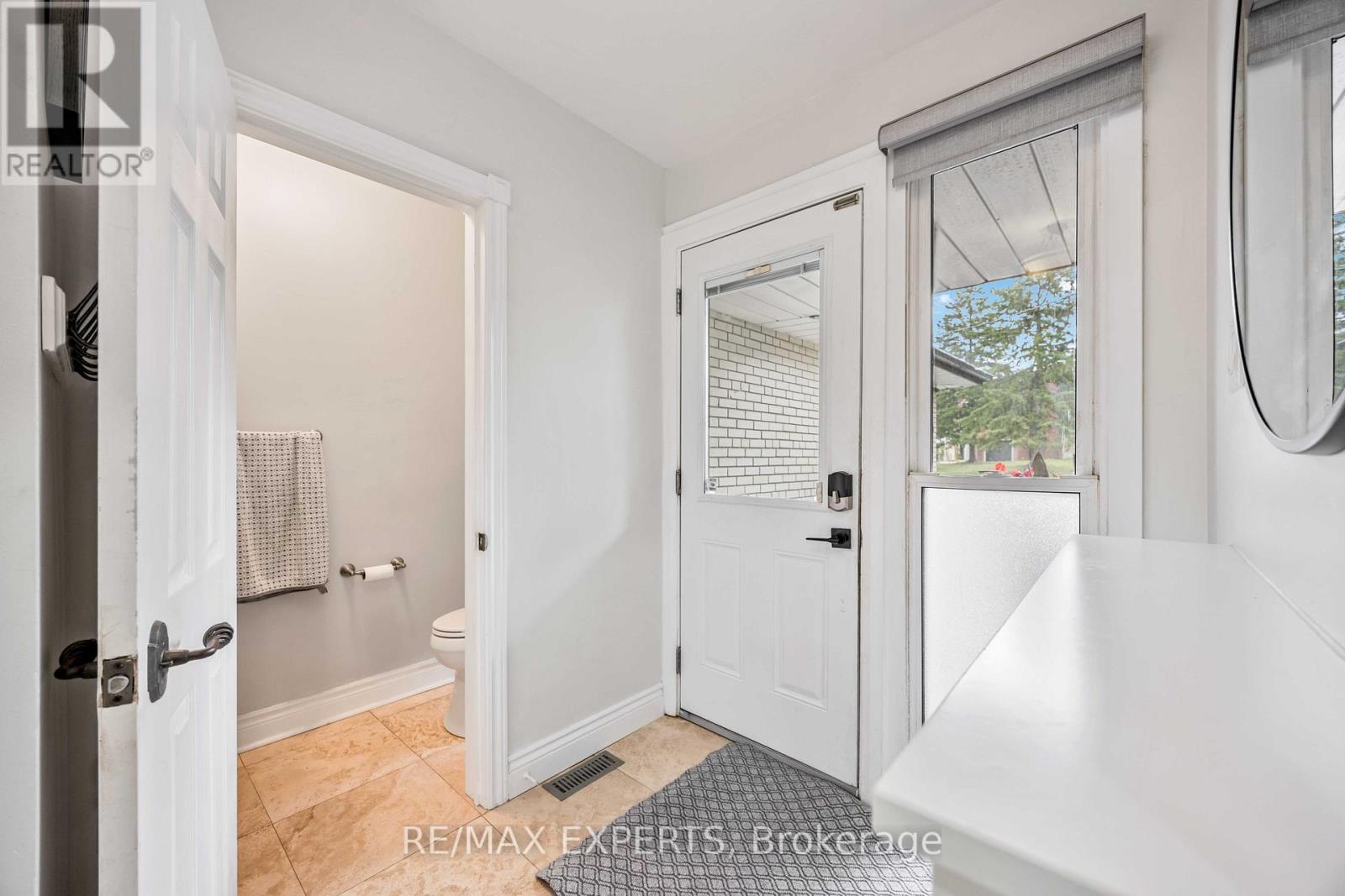 Property at 81 HUMBER CRESCENT image 4