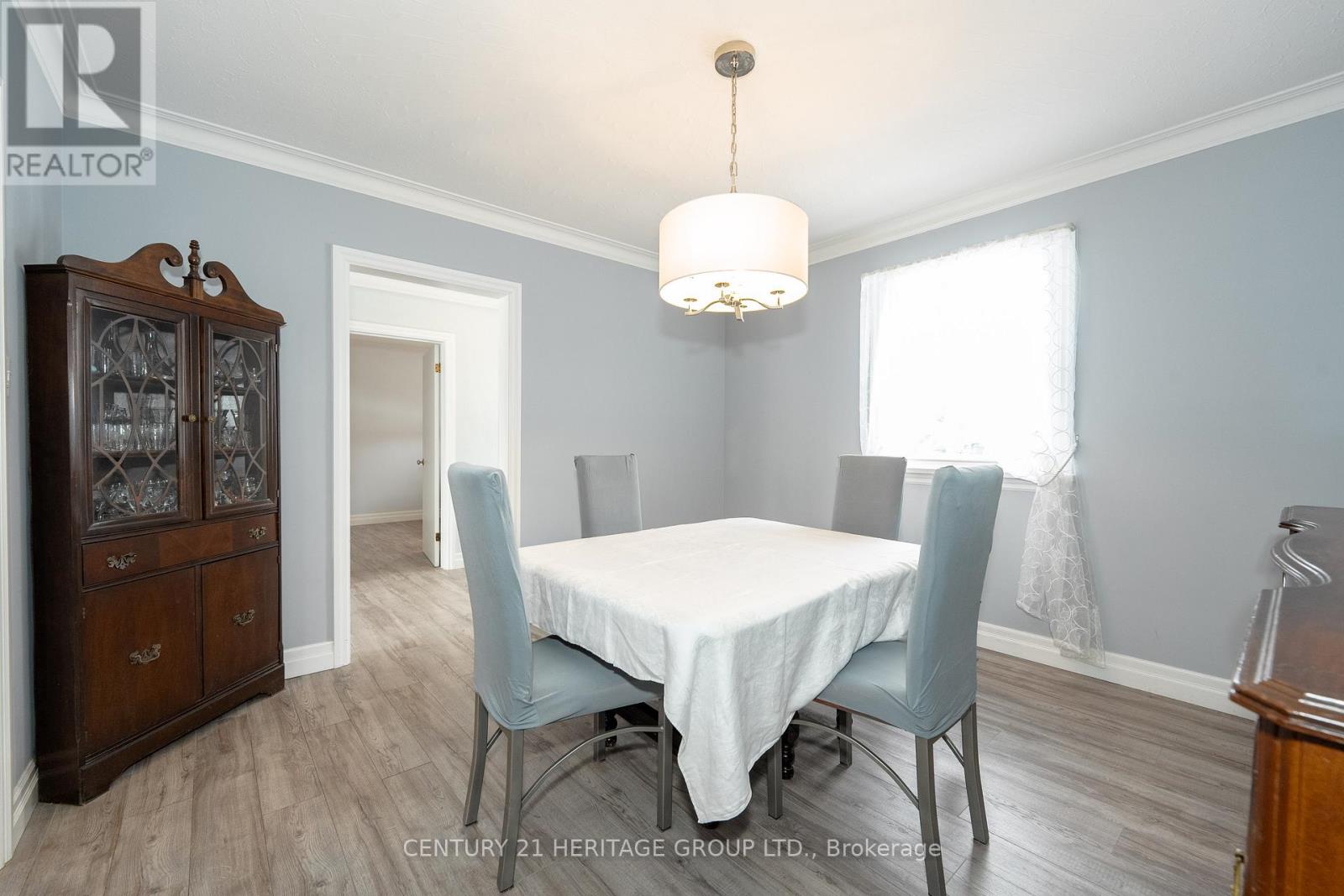 562 Haines Road, Newmarket, Ontario  L3Y 6V3 - Photo 6 - N12019537