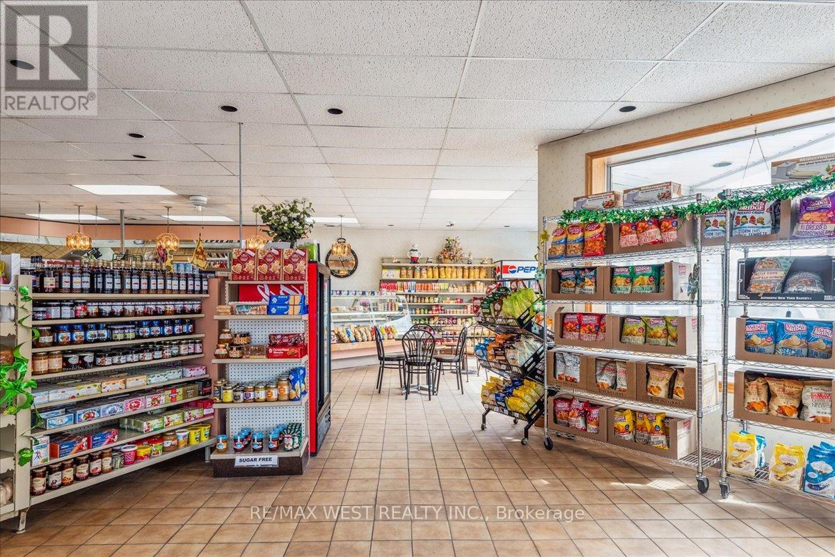 217 Main Street, Norfolk, Ontario  N0J 1E0 - Photo 8 - X12019528