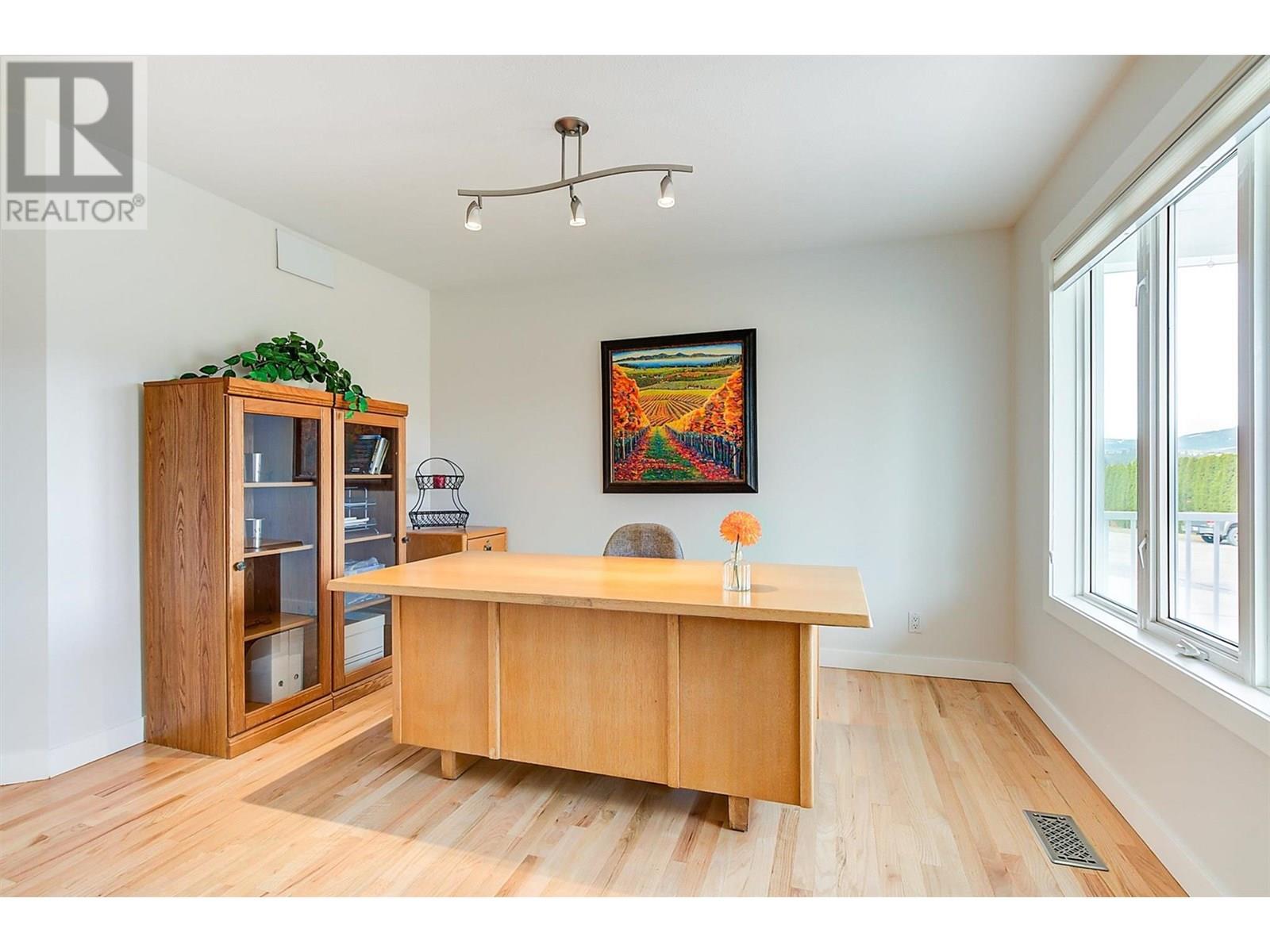 2547 Sexsmith Road, Kelowna, British Columbia  V1V 2G6 - Photo 14 - 10337563