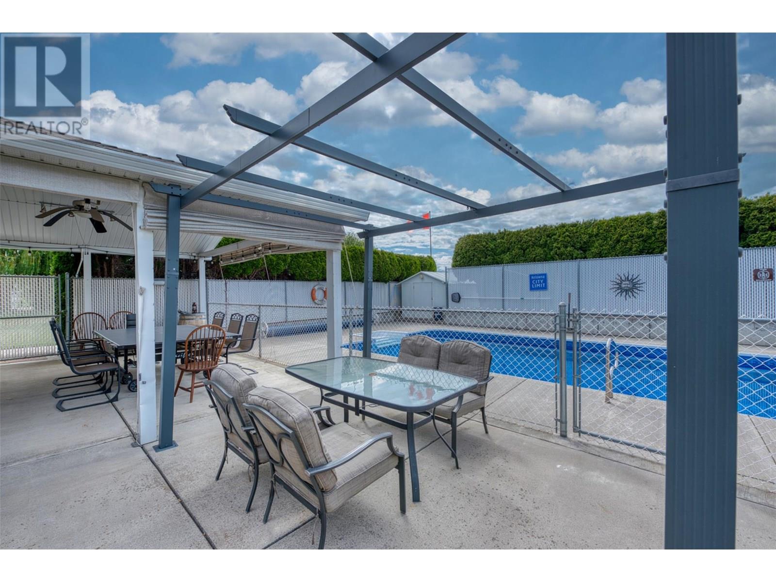 2547 Sexsmith Road, Kelowna, British Columbia  V1V 2G6 - Photo 78 - 10337563