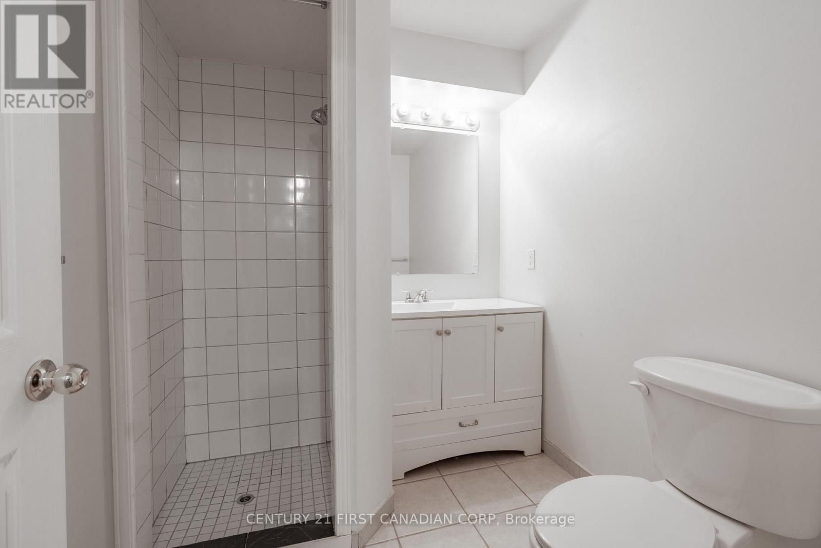 Photo 38 of 48 for 2067 Foxwood Avenue