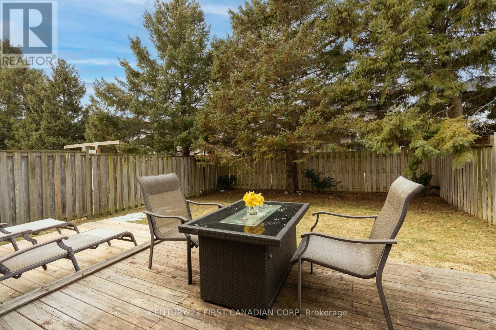 Photo 41 of 48 for 2067 Foxwood Avenue