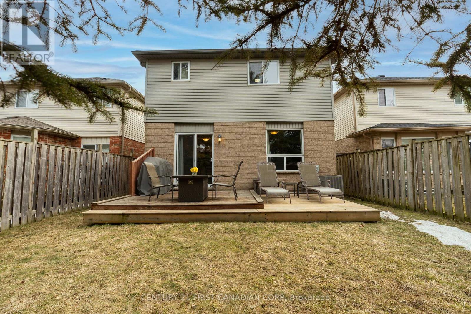 Photo 42 of 48 for 2067 Foxwood Avenue