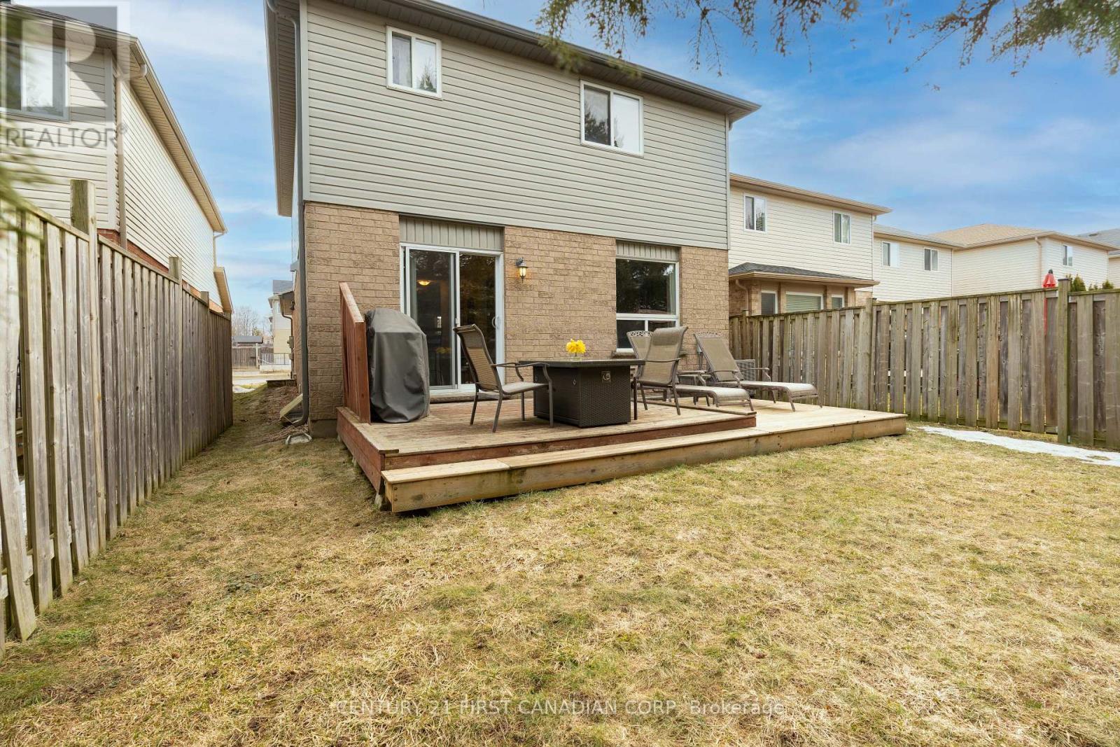 Photo 43 of 48 for 2067 Foxwood Avenue