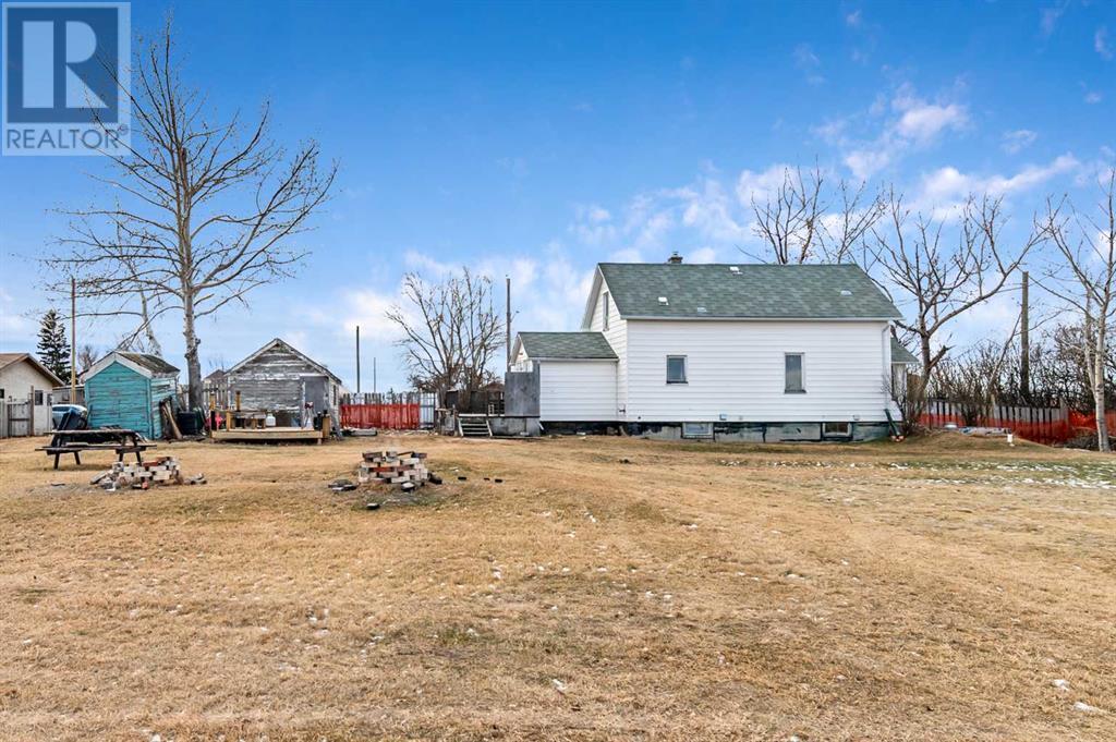 12 Balsam Avenue, Parkland, Alberta  T0L 1V0 - Photo 5 - A2185480