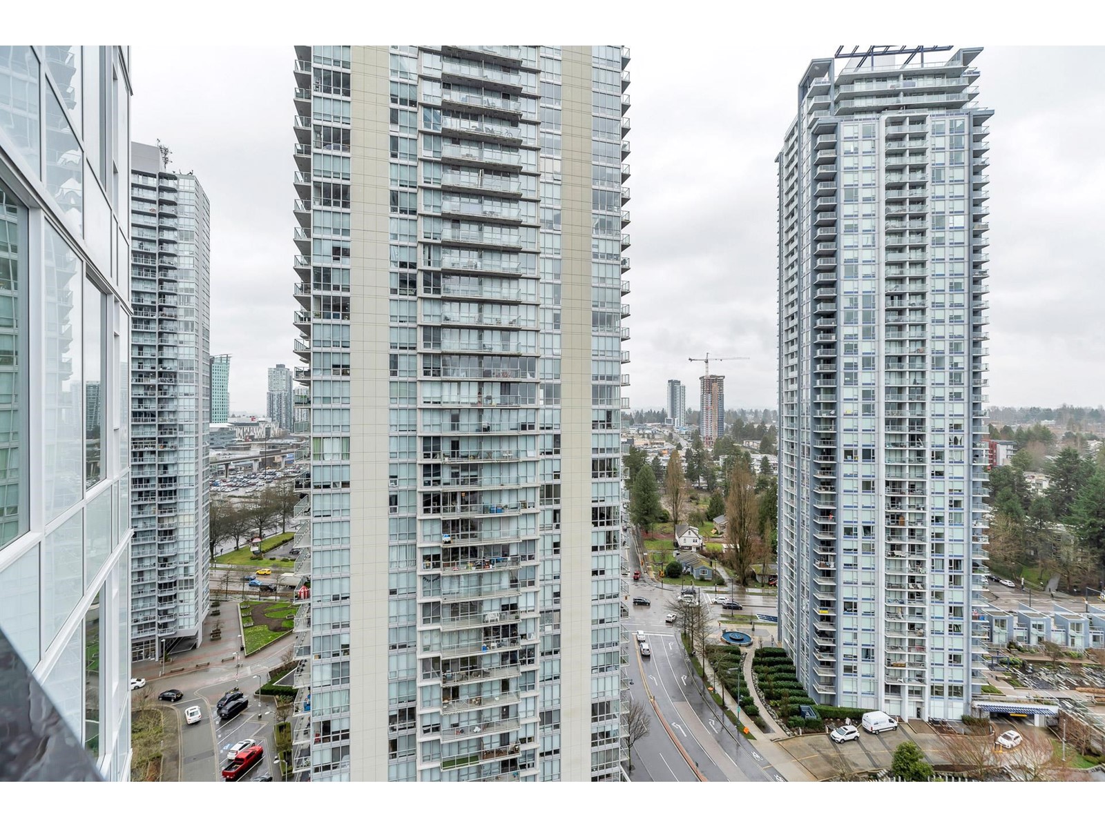 1805 9887 Whalley Boulevard, Surrey, British Columbia  V3T 0P4 - Photo 20 - R2976063